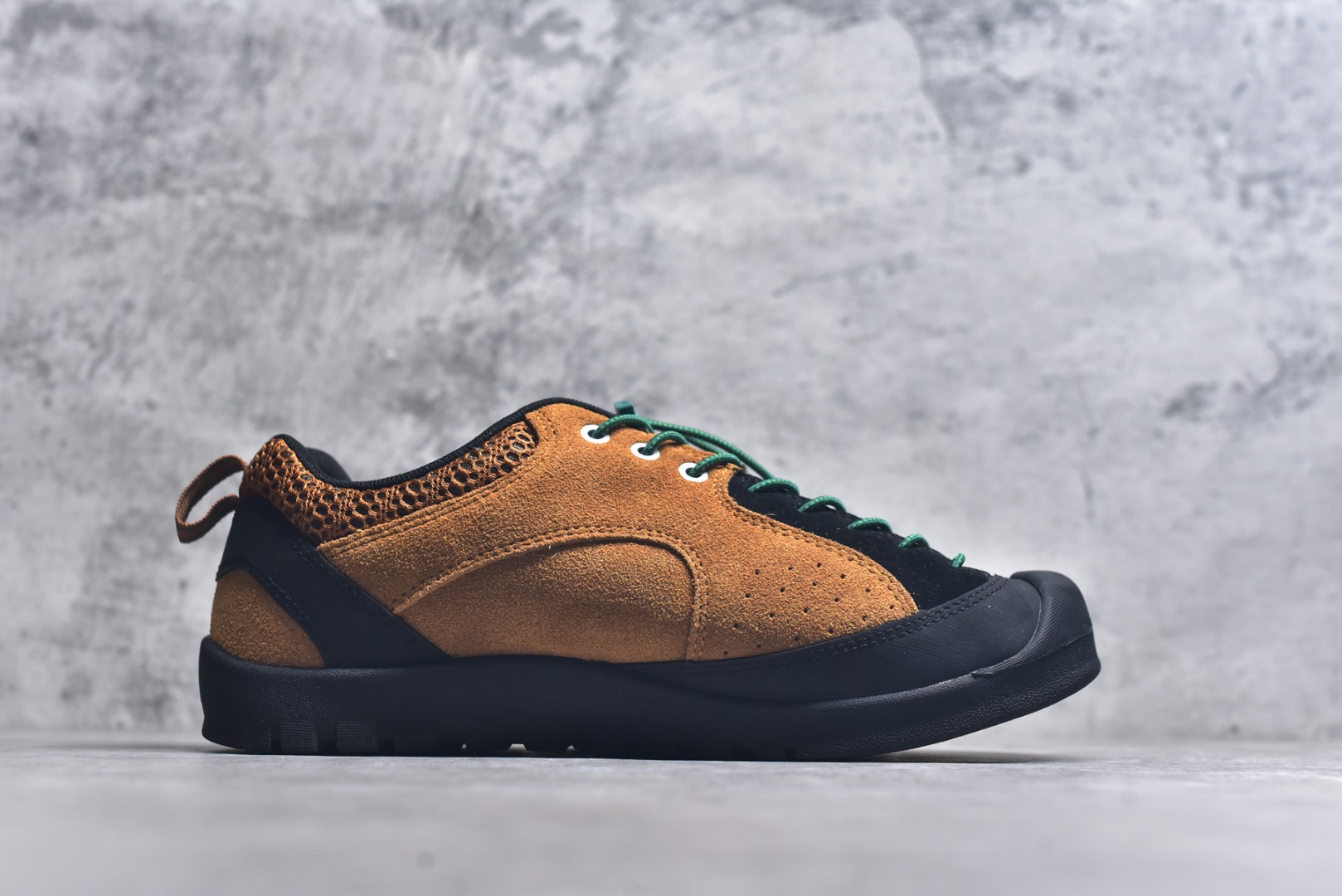 图片[3]-#Keen Jasper Rocks SP 美国人气户外品牌-科恩贾斯珀都市系列复古低帮系带户外风露营徒步登山运动训练鞋 原楦型开发纸版 采用固色翻毛皮鞋面材质 内嵌高密度EVA发泡缓震脚垫 外置一体式包裹防滑防剐蹭耐磨橡胶大底 向经典的90年代致敬 山系神级鞋履 尺码：35-46（含半码）-选品中心