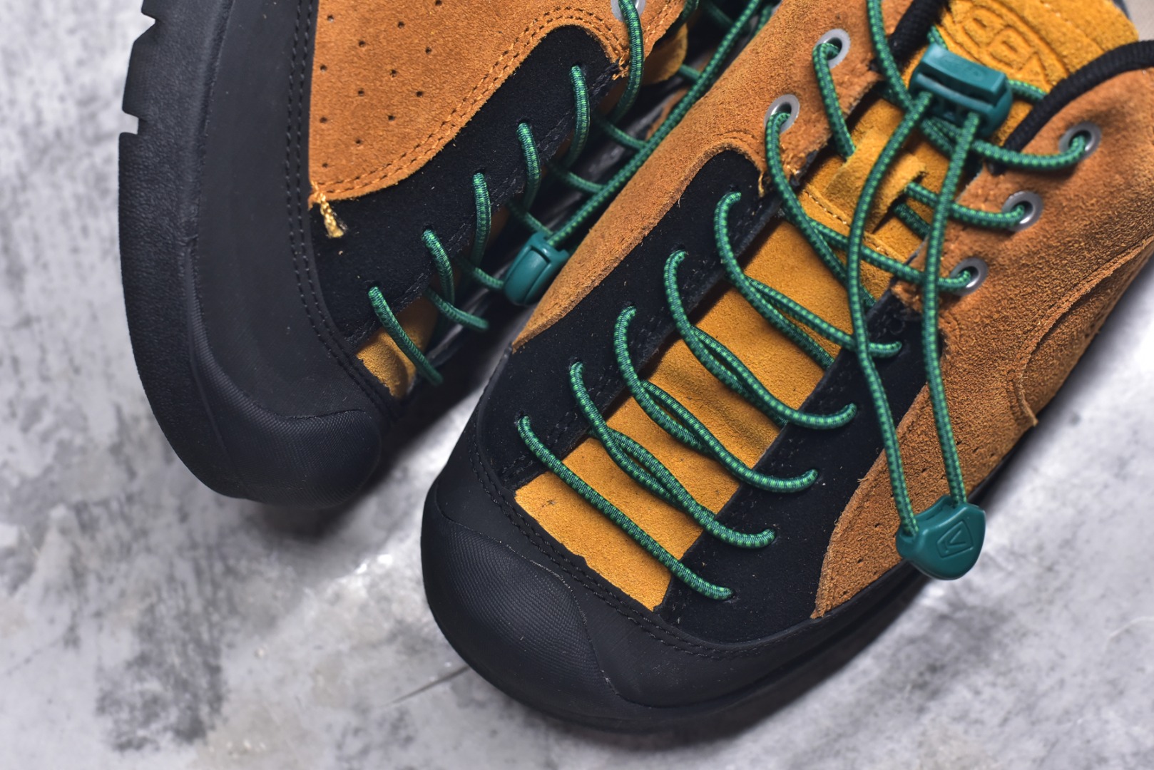 图片[8]-#Keen Jasper Rocks SP 美国人气户外品牌-科恩贾斯珀都市系列复古低帮系带户外风露营徒步登山运动训练鞋 原楦型开发纸版 采用固色翻毛皮鞋面材质 内嵌高密度EVA发泡缓震脚垫 外置一体式包裹防滑防剐蹭耐磨橡胶大底 向经典的90年代致敬 山系神级鞋履 尺码：35-46（含半码）-选品中心