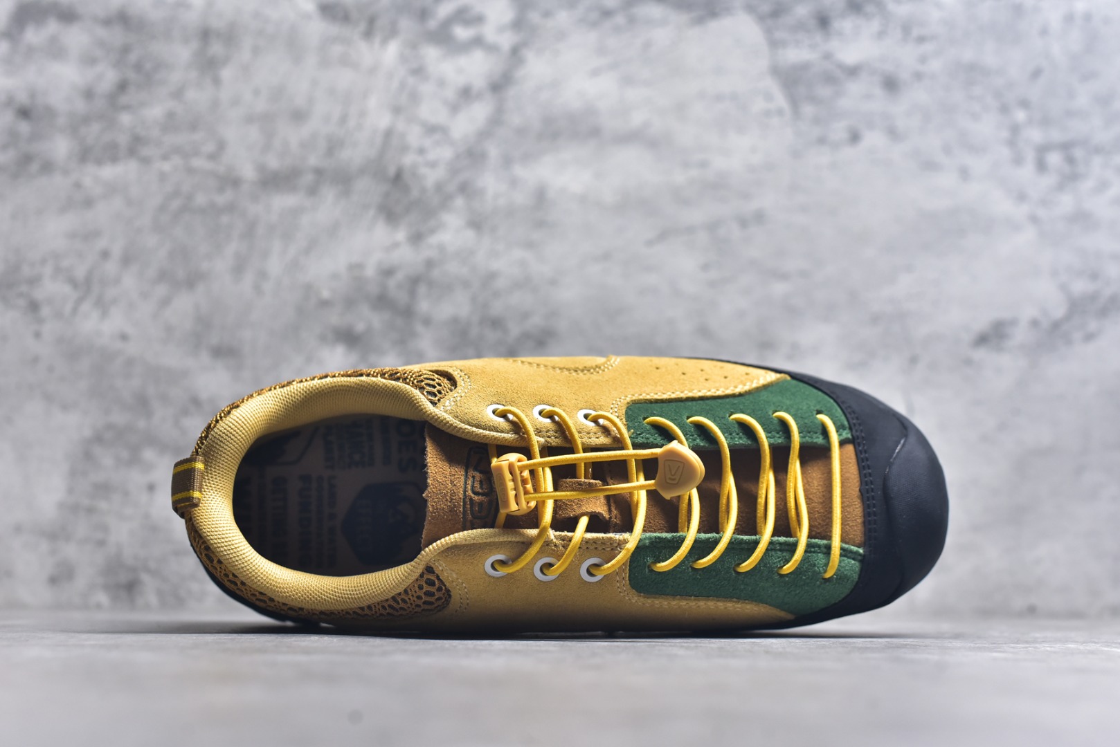 图片[4]-#Keen Jasper Rocks SP 美国人气户外品牌-科恩贾斯珀都市系列复古低帮系带户外风露营徒步登山运动训练鞋 原楦型开发纸版 采用固色翻毛皮鞋面材质 内嵌高密度EVA发泡缓震脚垫 外置一体式包裹防滑防剐蹭耐磨橡胶大底 向经典的90年代致敬 山系神级鞋履 尺码：35-46（含半码）-选品中心