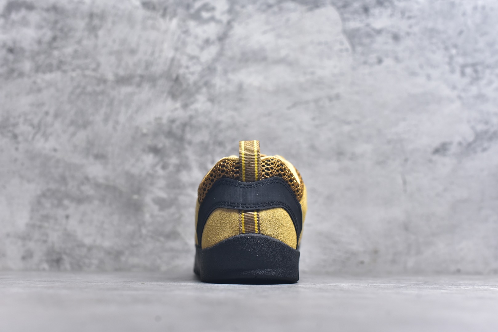 图片[5]-#Keen Jasper Rocks SP 美国人气户外品牌-科恩贾斯珀都市系列复古低帮系带户外风露营徒步登山运动训练鞋 原楦型开发纸版 采用固色翻毛皮鞋面材质 内嵌高密度EVA发泡缓震脚垫 外置一体式包裹防滑防剐蹭耐磨橡胶大底 向经典的90年代致敬 山系神级鞋履 尺码：35-46（含半码）-选品中心