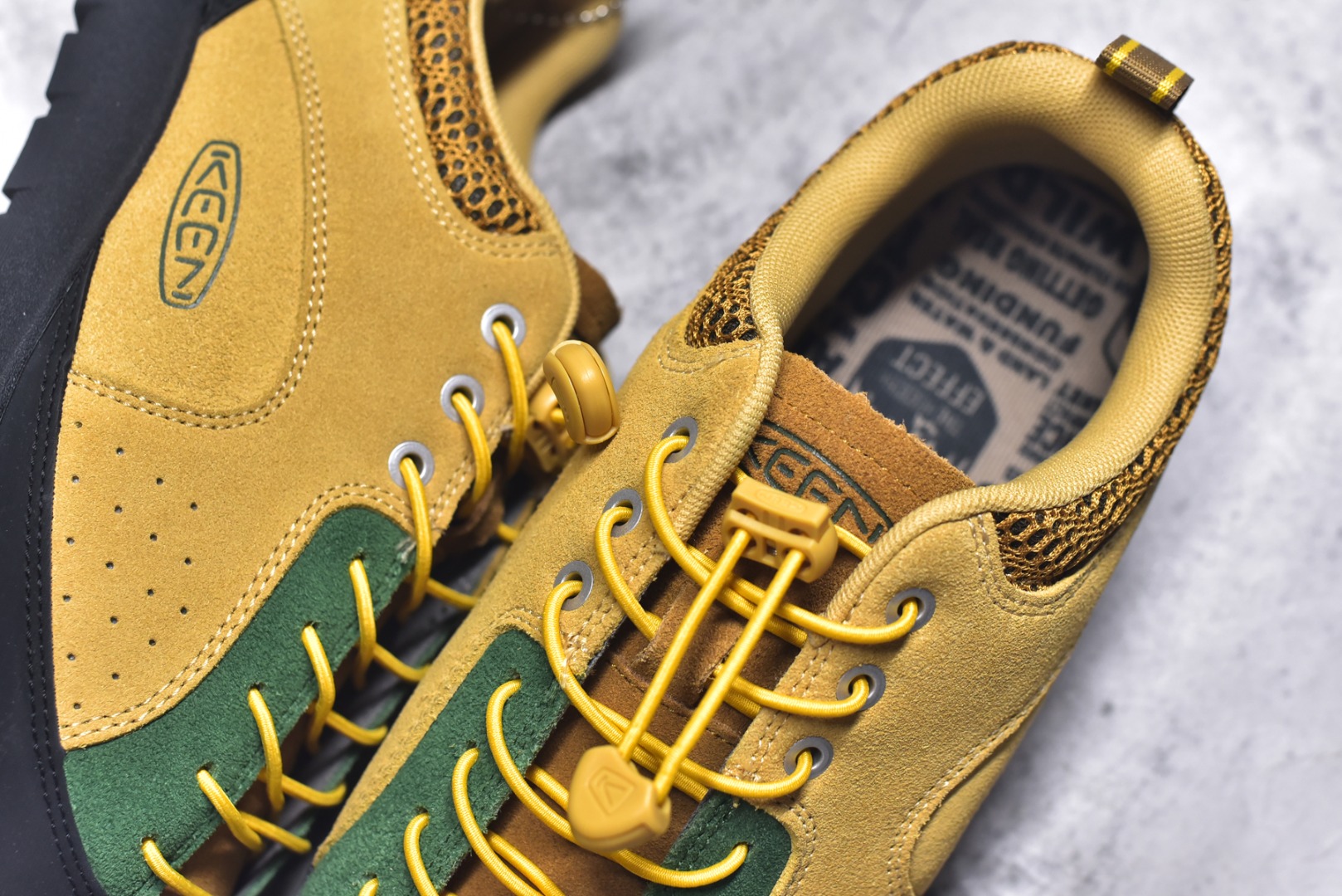 图片[9]-#Keen Jasper Rocks SP 美国人气户外品牌-科恩贾斯珀都市系列复古低帮系带户外风露营徒步登山运动训练鞋 原楦型开发纸版 采用固色翻毛皮鞋面材质 内嵌高密度EVA发泡缓震脚垫 外置一体式包裹防滑防剐蹭耐磨橡胶大底 向经典的90年代致敬 山系神级鞋履 尺码：35-46（含半码）-选品中心