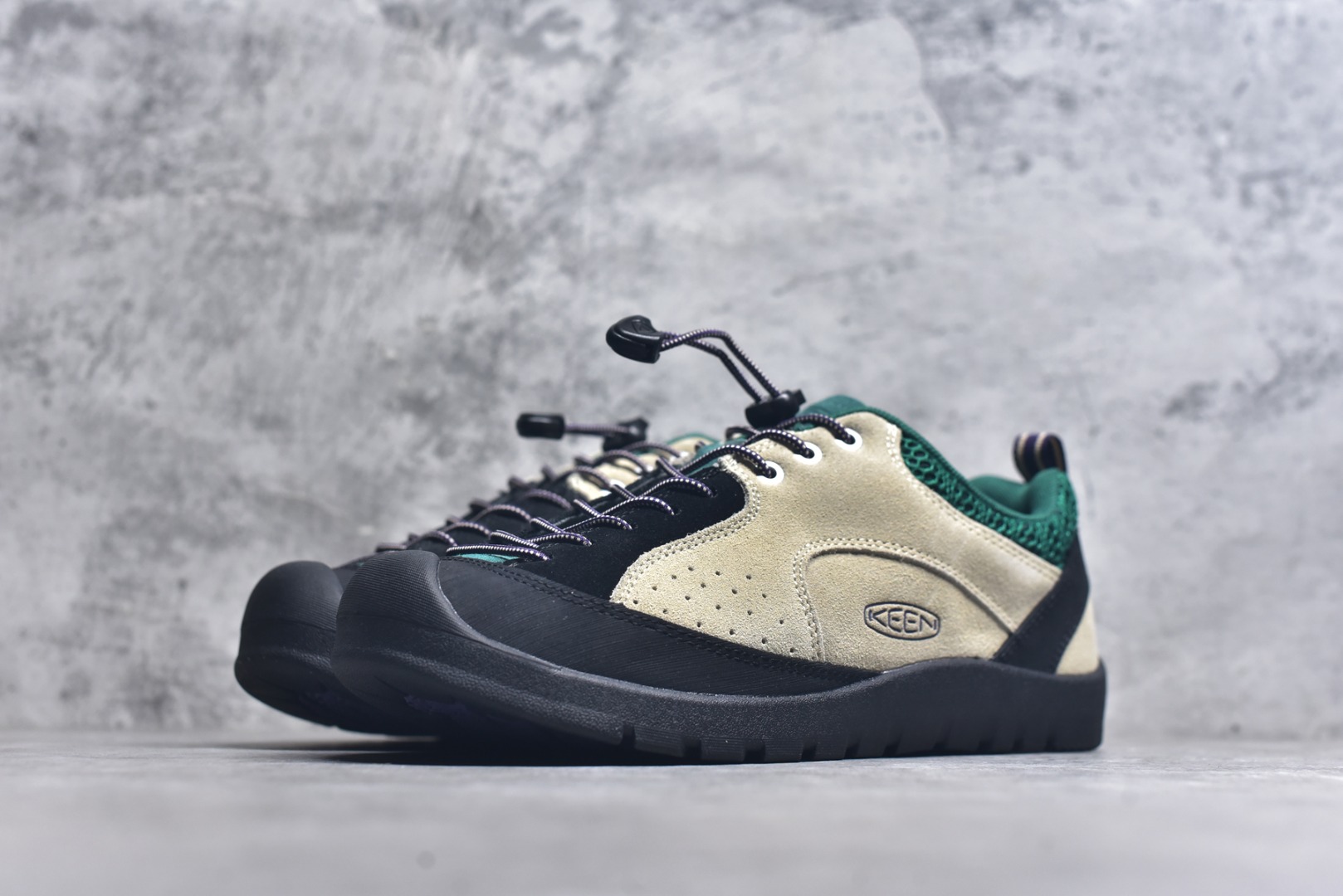 图片[2]-#Keen Jasper Rocks SP 美国人气户外品牌-科恩贾斯珀都市系列复古低帮系带户外风露营徒步登山运动训练鞋 原楦型开发纸版 采用固色翻毛皮鞋面材质 内嵌高密度EVA发泡缓震脚垫 外置一体式包裹防滑防剐蹭耐磨橡胶大底 向经典的90年代致敬 山系神级鞋履 尺码：35-46（含半码）-选品中心