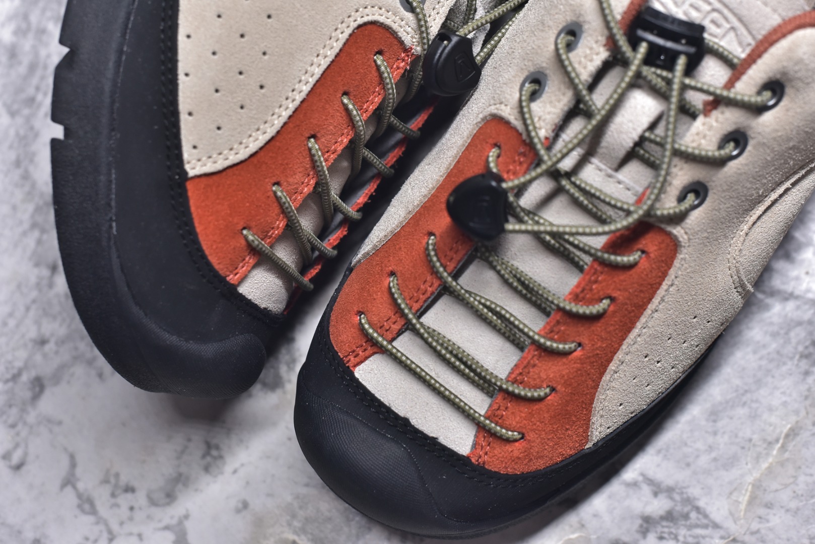 图片[8]-#Keen Jasper Rocks SP 美国人气户外品牌-科恩贾斯珀都市系列复古低帮系带户外风露营徒步登山运动训练鞋 原楦型开发纸版 采用固色翻毛皮鞋面材质 内嵌高密度EVA发泡缓震脚垫 外置一体式包裹防滑防剐蹭耐磨橡胶大底 向经典的90年代致敬 山系神级鞋履 尺码：35-46（含半码）-选品中心