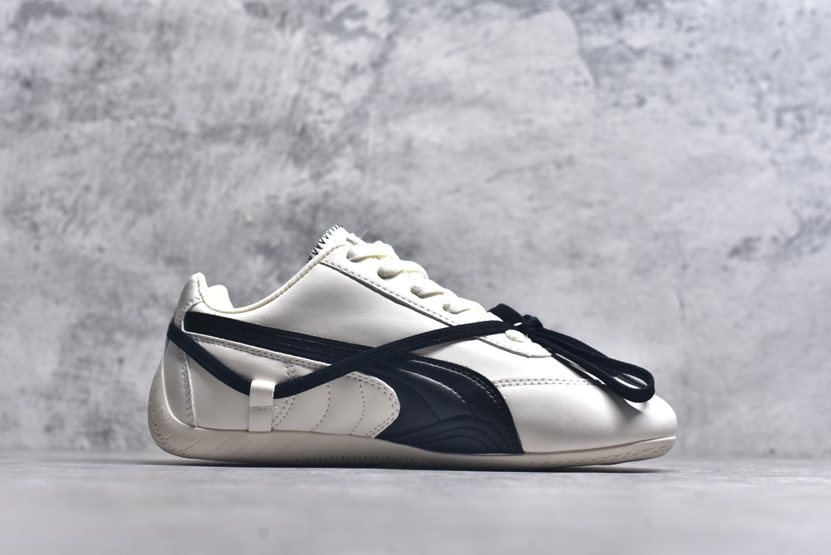图片[3]-#Rose x Puma 彪马 Speedcat 联名款低帮休闲鞋 404391-01 尺码：35.5 36 37 37.5 38 38.5 39 40 40.5 41 42 42.5 43 44 45-选品中心