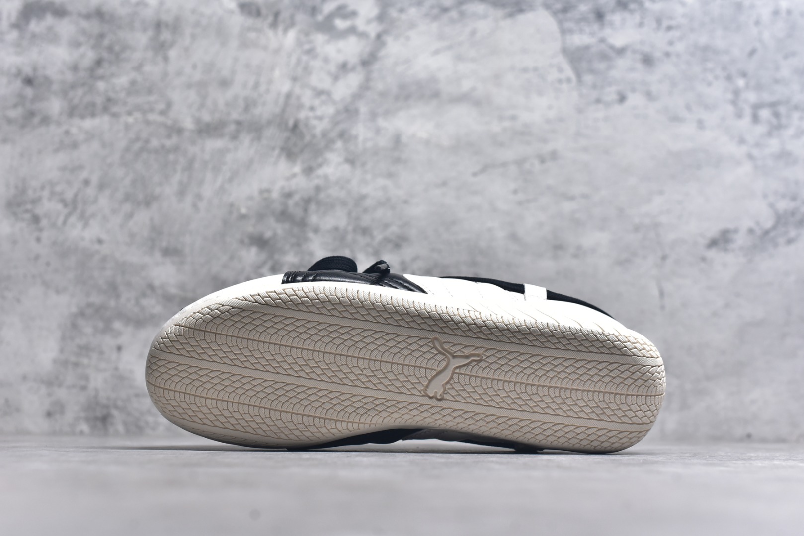 图片[6]-#Rose x Puma 彪马 Speedcat 联名款低帮休闲鞋 404391-01 尺码：35.5 36 37 37.5 38 38.5 39 40 40.5 41 42 42.5 43 44 45-选品中心