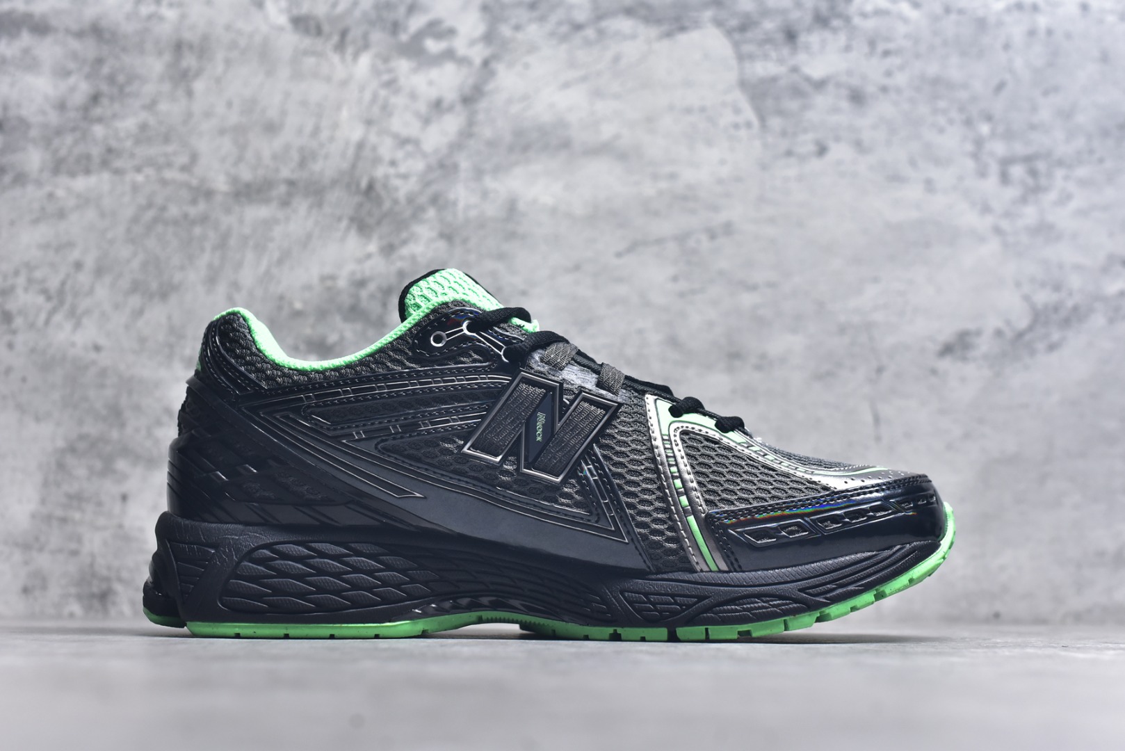 图片[3]-#New Balance 1906系列复古老爹风休闲运动慢跑鞋 U1906RCT #采用轻质牛剖革拼接透气网眼衬垫织物鞋面材质 T-Beam大底提供足步弓支撑，保持步态稳定 后跟搭载外露缓震胶 尺码：36 37 37.5 38 38.5 39 40 40.5 41 42 42.5 43 44 44.5 45 46.5 3.C3-选品中心