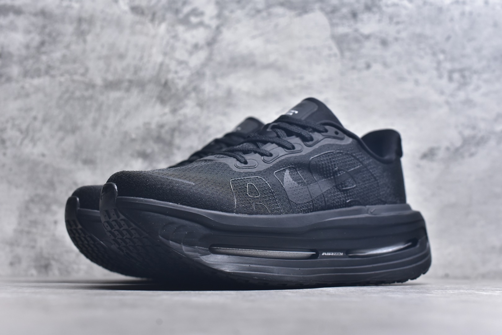 图片[2]-#Nike Vomero Vomero Premium 黑色 货号：HQ2050 005 尺码：36 36.5 37.5 38 38.5 39 40 40.5 41 42 42.5 43 44 44.5 45-选品中心