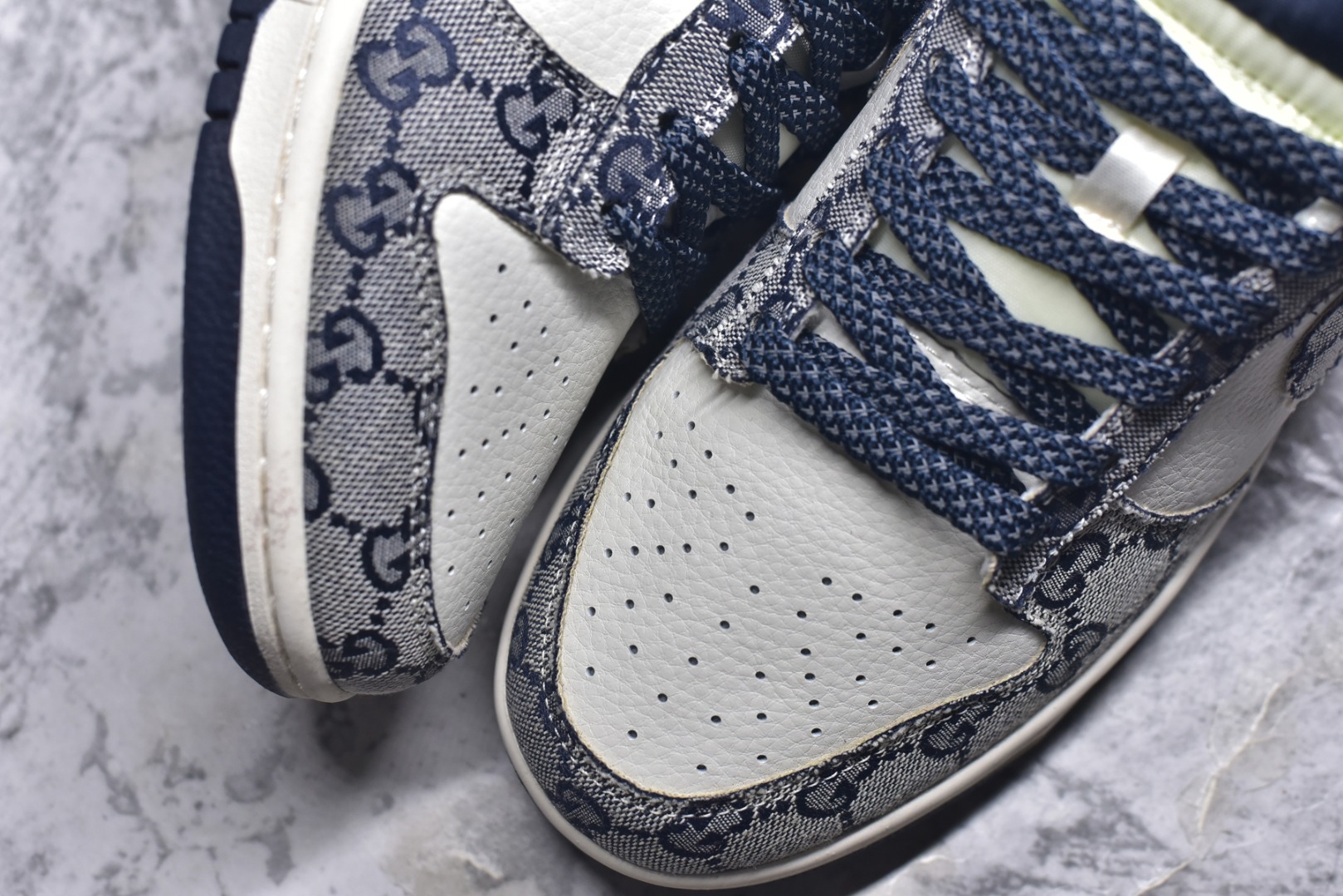 图片[8]-#Nk SB Dunk Low 古驰联名-墨蓝 周年高端定制 低帮休闲板鞋 BB9676-313 #定制鞋盒 大厂纯原品质出货 超高清洁度 皮料切割干净无任何毛边 细节完美 尺码：36 36.5 37.5 38 38.5 39 40 40.5 41 42 42.5 43 44 44.5 45 9.E5-选品中心