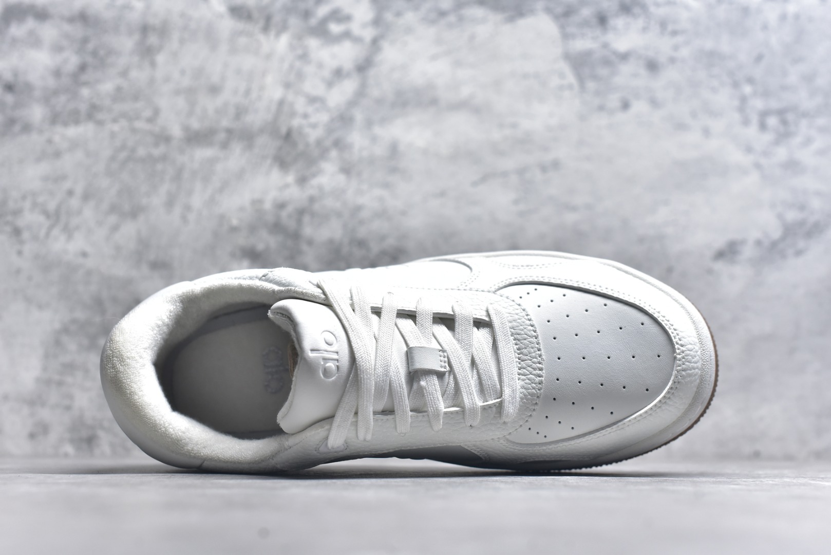 图片[4]-# Alo yoga Recovery Mode 内增高 低帮休闲板鞋 A0685U 海淘代购专供品质 原版开发 市面唯一独家私模打造 正确组合大底➕组合鞋垫 经典百搭鞋型 穿什么都好看 内里隐形增高鞋垫 矮子乐必备神鞋 尺码：35-46-选品中心