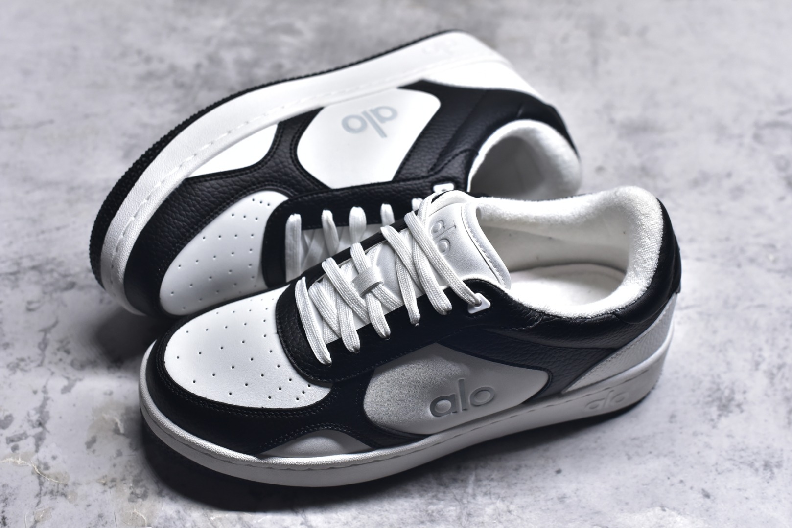 图片[7]-# Alo yoga Recovery Mode 内增高 低帮休闲板鞋 A0685U 海淘代购专供品质 原版开发 市面唯一独家私模打造 正确组合大底➕组合鞋垫 经典百搭鞋型 穿什么都好看 内里隐形增高鞋垫 矮子乐必备神鞋 尺码：35-46-选品中心