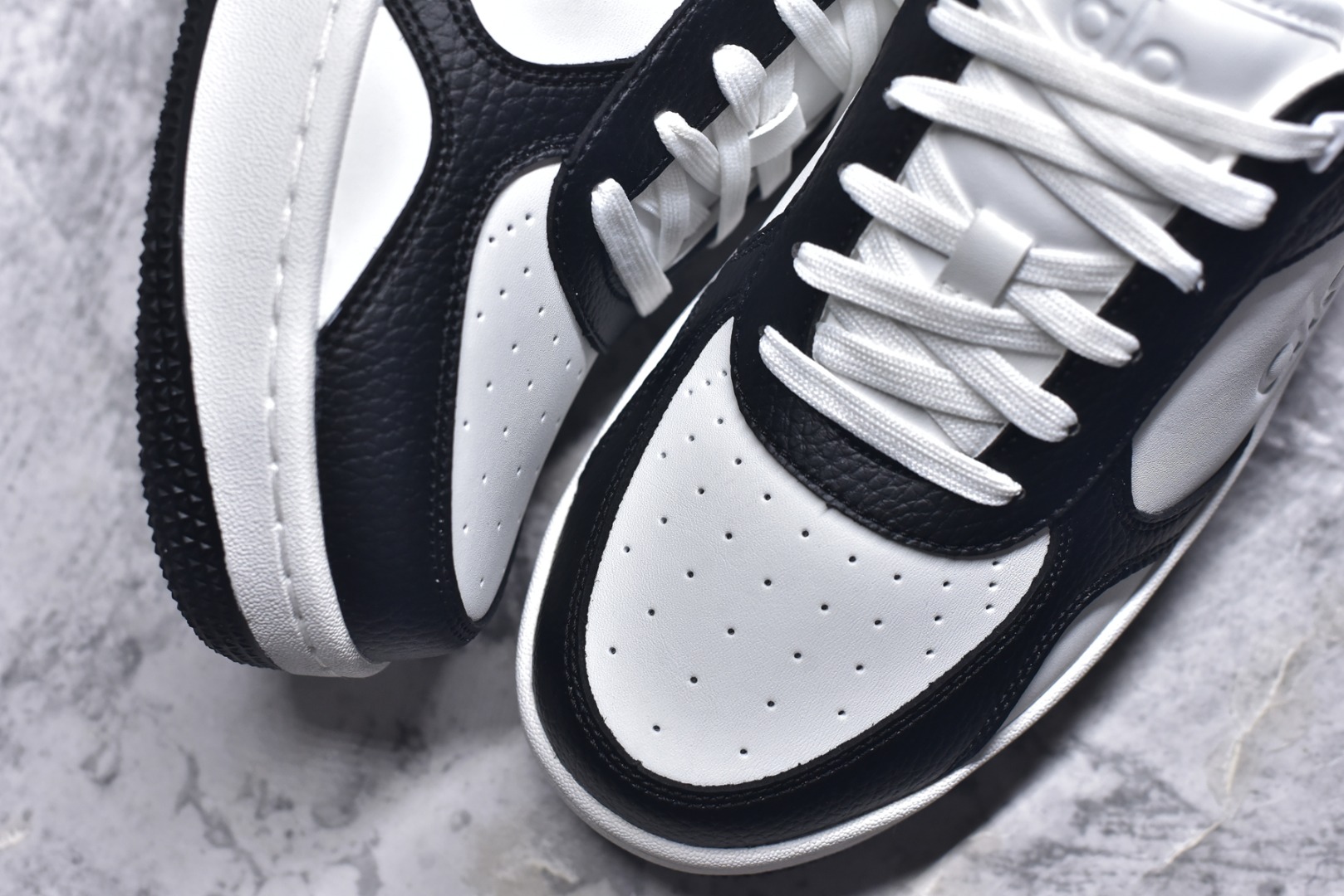 图片[8]-# Alo yoga Recovery Mode 内增高 低帮休闲板鞋 A0685U 海淘代购专供品质 原版开发 市面唯一独家私模打造 正确组合大底➕组合鞋垫 经典百搭鞋型 穿什么都好看 内里隐形增高鞋垫 矮子乐必备神鞋 尺码：35-46-选品中心