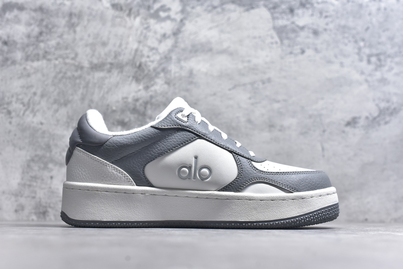 图片[3]-# Alo yoga Recovery Mode 内增高 低帮休闲板鞋 A0685U 海淘代购专供品质 原版开发 市面唯一独家私模打造 正确组合大底➕组合鞋垫 经典百搭鞋型 穿什么都好看 内里隐形增高鞋垫 矮子乐必备神鞋 尺码：35-46-选品中心