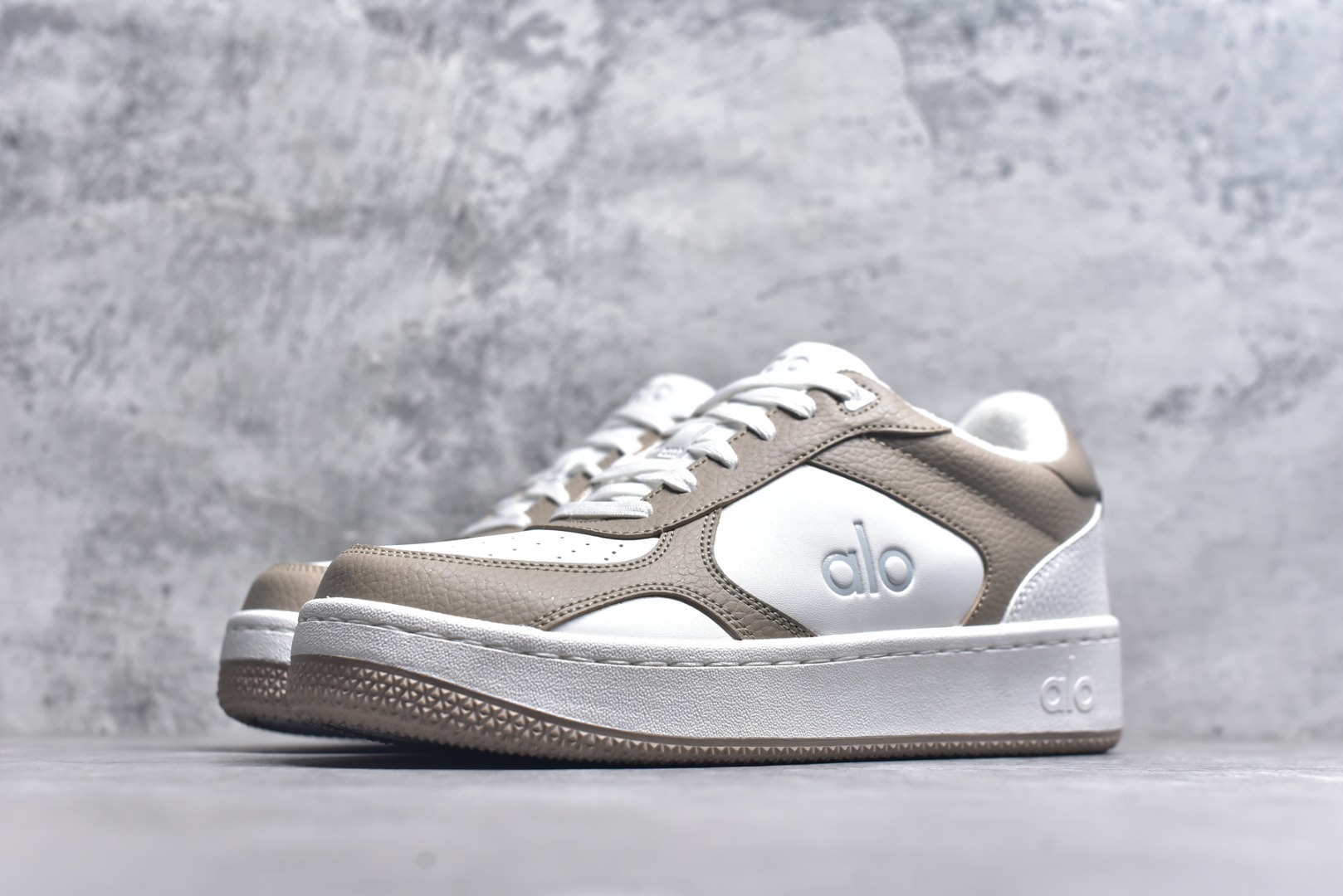 图片[2]-# Alo yoga Recovery Mode 内增高 低帮休闲板鞋 A0685U 海淘代购专供品质 原版开发 市面唯一独家私模打造 正确组合大底➕组合鞋垫 经典百搭鞋型 穿什么都好看 内里隐形增高鞋垫 矮子乐必备神鞋 尺码：35-46-选品中心