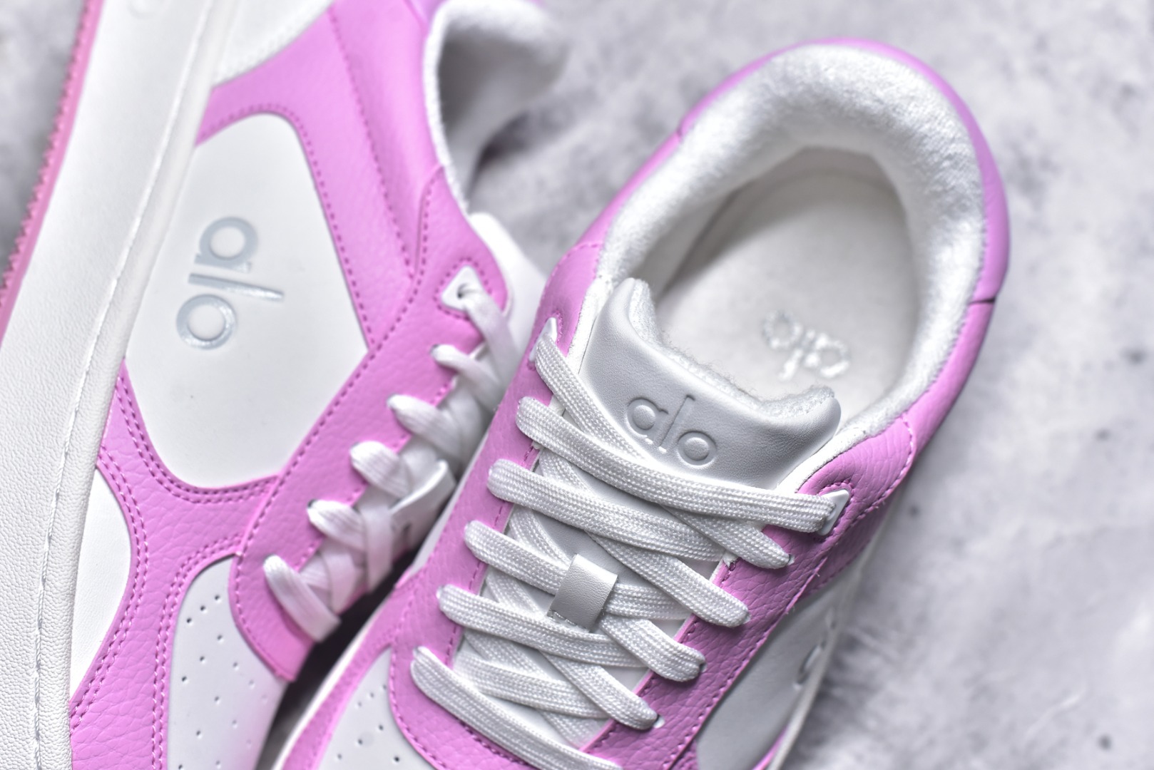 图片[9]-# Alo yoga Recovery Mode 内增高 低帮休闲板鞋 A0685U 海淘代购专供品质 原版开发 市面唯一独家私模打造 正确组合大底➕组合鞋垫 经典百搭鞋型 穿什么都好看 内里隐形增高鞋垫 矮子乐必备神鞋 尺码：35 36 36.5 37 37.5 38 38.5 39 40-选品中心