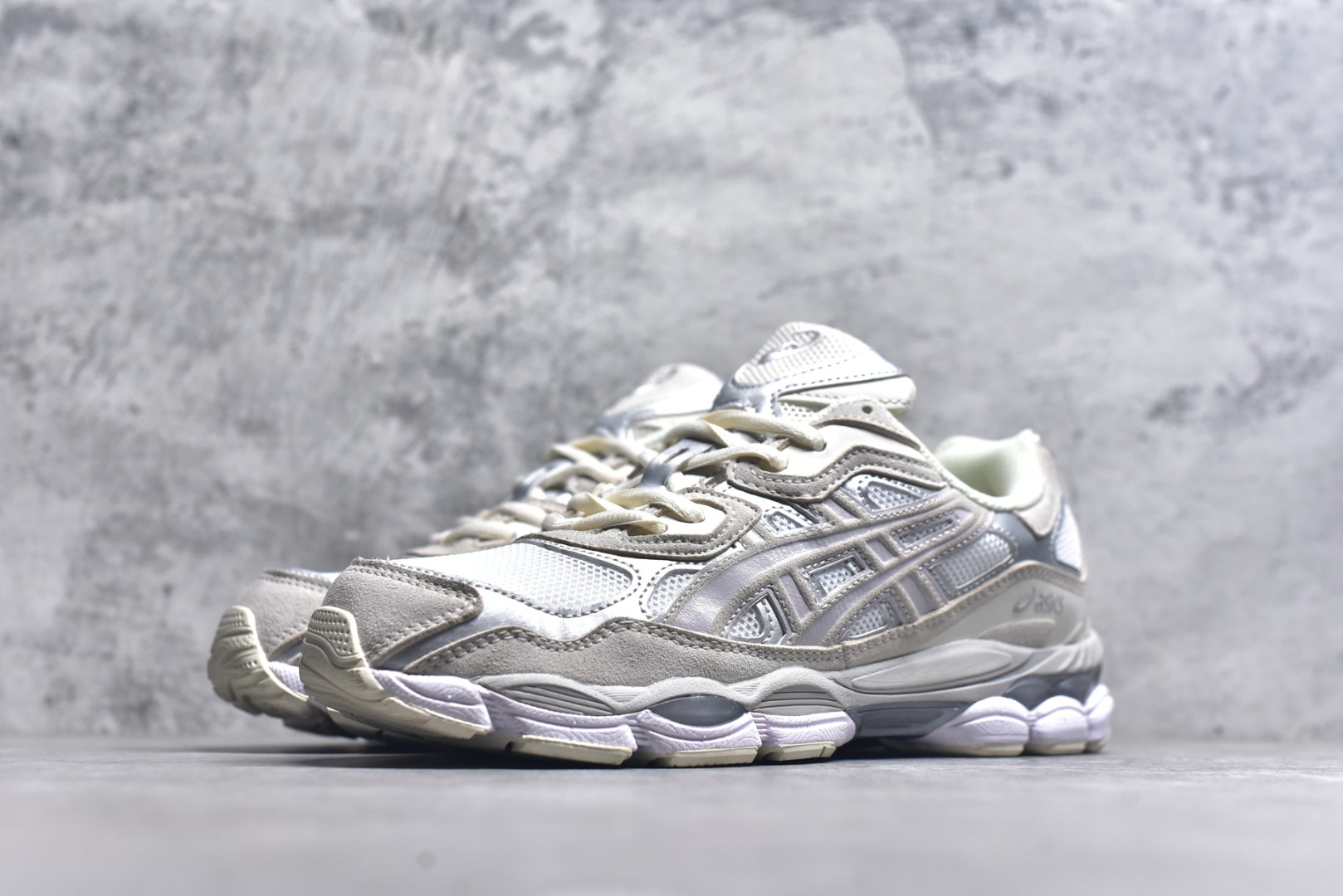 图片[2]-#Asics 亚瑟士 GEL-NYC 低帮运动休闲跑步鞋 1203A663-102 外贸平台专供 大厂出品 细节到位 区别市面通货 尺码：36 37 37.5 38 39 39.5 40 40.5 41.5 42 42.5 43.5 44 45-选品中心