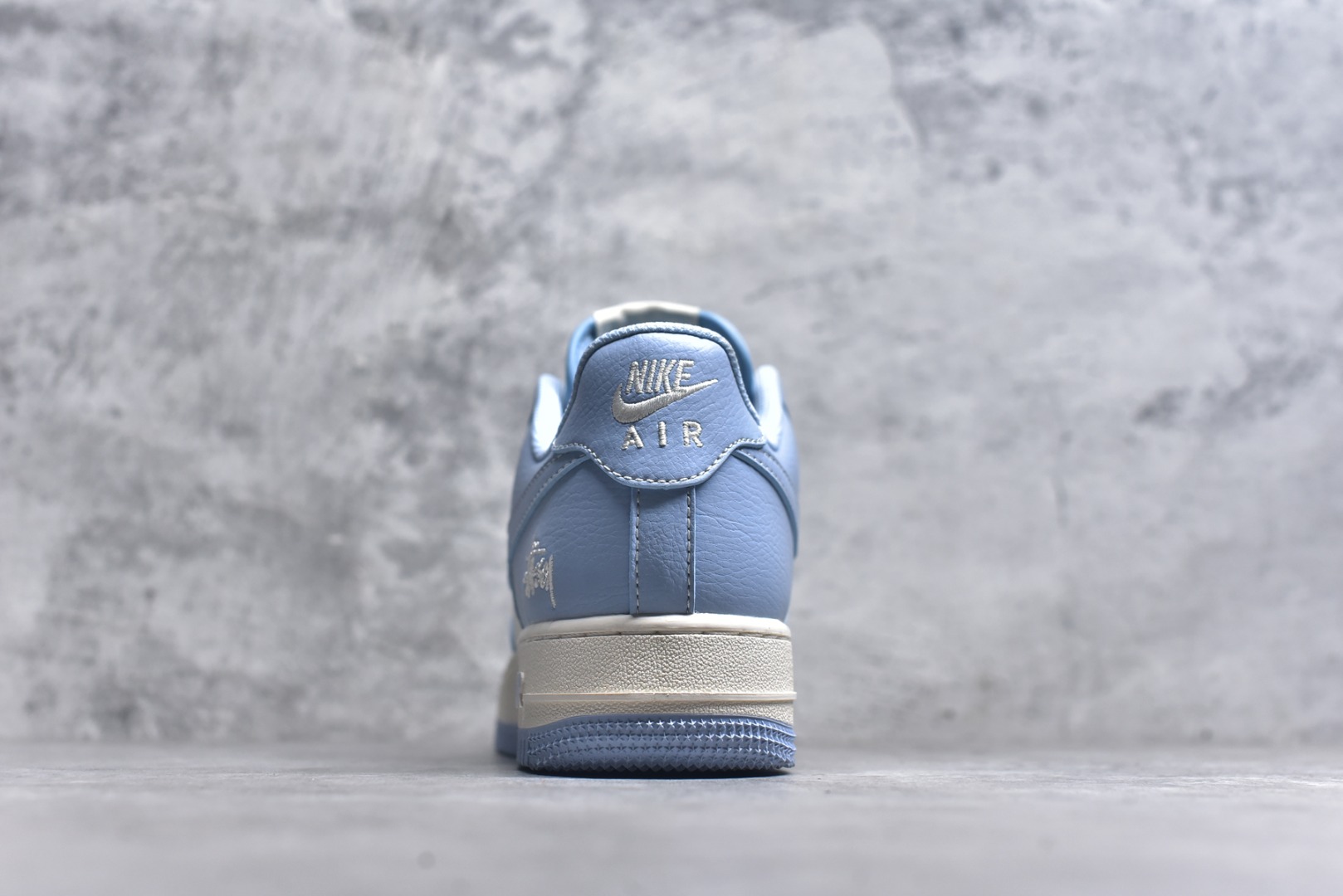 图片[5]-#Nk Air Force 1\’07 Low 斯图西联名-晴天蓝 空军一号低帮休闲板鞋 BB9599-201 #原楦头原纸板 原装鞋盒 定制五金配件 内置全掌气垫 原厂鞋底 尺码：36 36.5 37.5 38 38.5 39 40 40.5 41 42 42.5 43 44 44.5 45 9.D4-选品中心