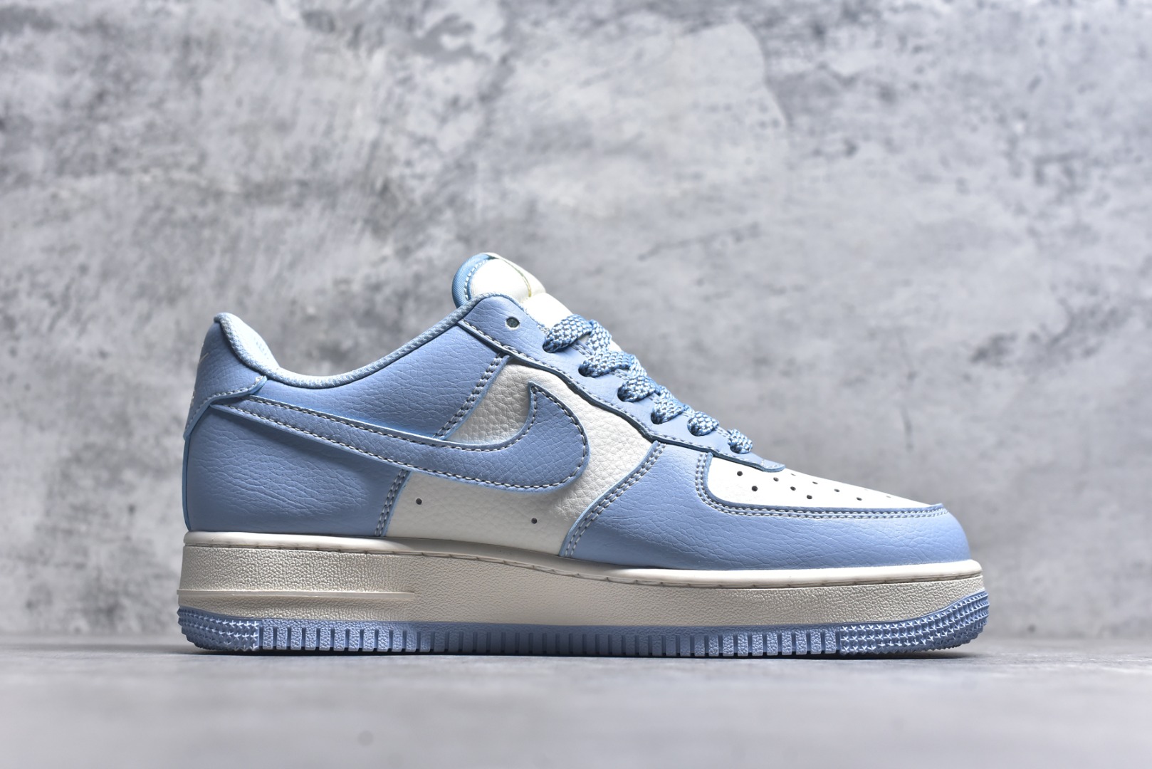 图片[3]-#Nk Air Force 1\’07 Low 斯图西联名-晴天蓝 空军一号低帮休闲板鞋 BB9599-201 #原楦头原纸板 原装鞋盒 定制五金配件 内置全掌气垫 原厂鞋底 尺码：36 36.5 37.5 38 38.5 39 40 40.5 41 42 42.5 43 44 44.5 45 9.D4-选品中心