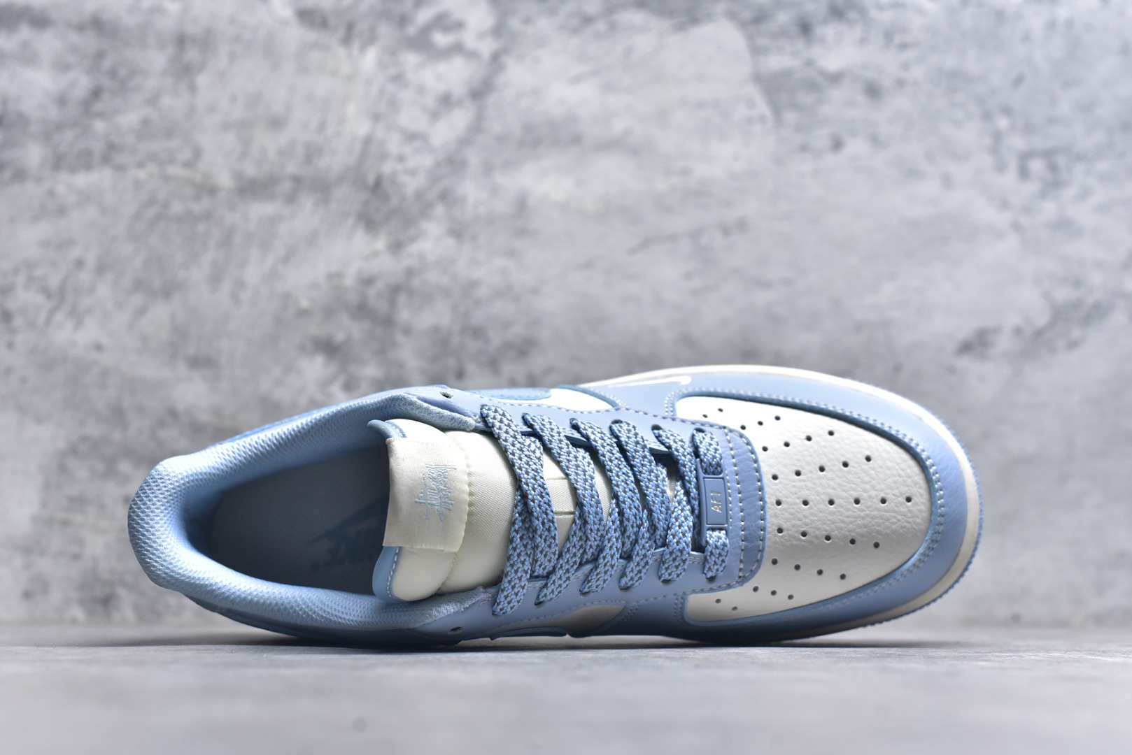 图片[4]-#Nk Air Force 1\’07 Low 斯图西联名-晴天蓝 空军一号低帮休闲板鞋 BB9599-201 #原楦头原纸板 原装鞋盒 定制五金配件 内置全掌气垫 原厂鞋底 尺码：36 36.5 37.5 38 38.5 39 40 40.5 41 42 42.5 43 44 44.5 45 9.D4-选品中心