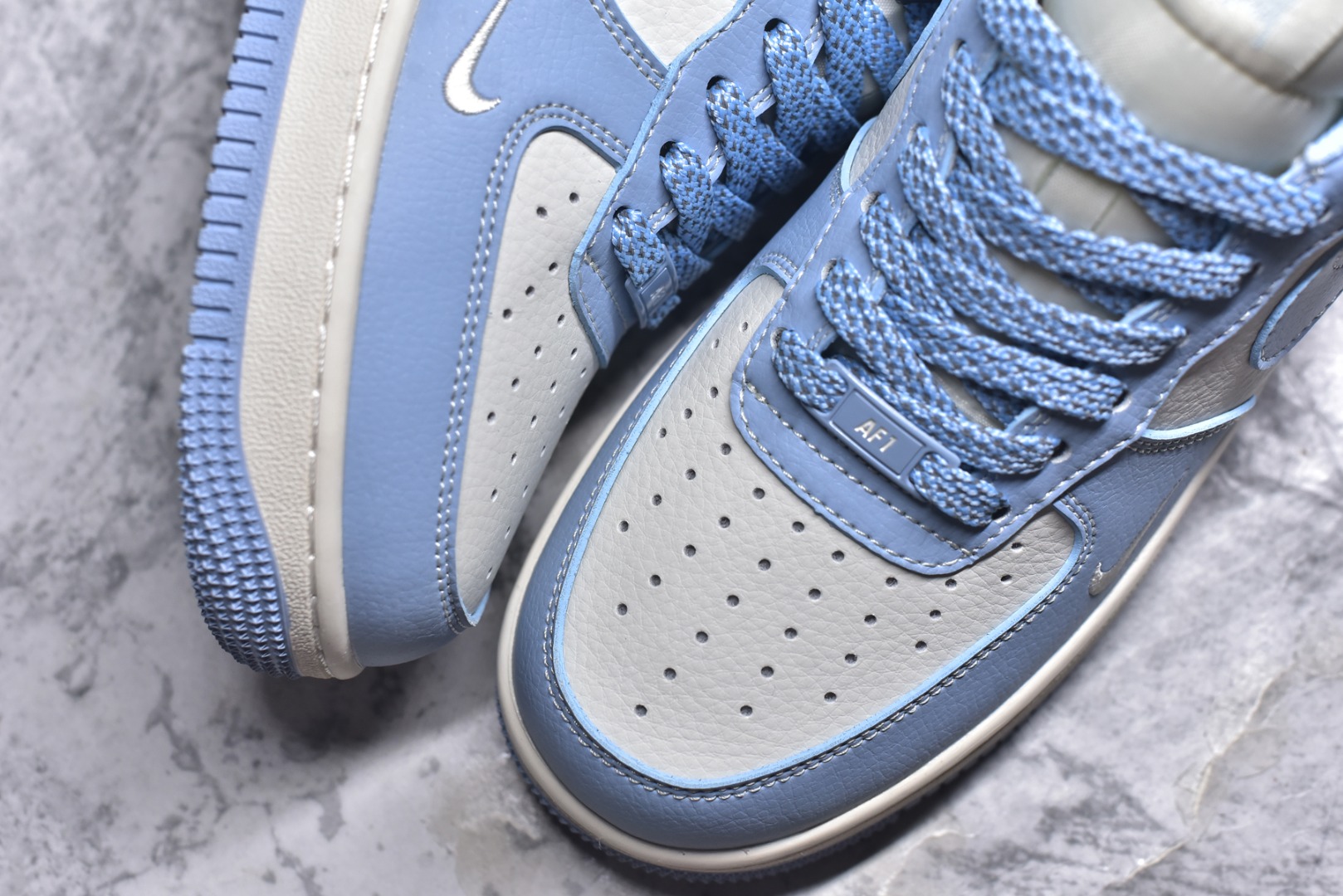 图片[8]-#Nk Air Force 1\’07 Low 斯图西联名-晴天蓝 空军一号低帮休闲板鞋 BB9599-201 #原楦头原纸板 原装鞋盒 定制五金配件 内置全掌气垫 原厂鞋底 尺码：36 36.5 37.5 38 38.5 39 40 40.5 41 42 42.5 43 44 44.5 45 9.D4-选品中心