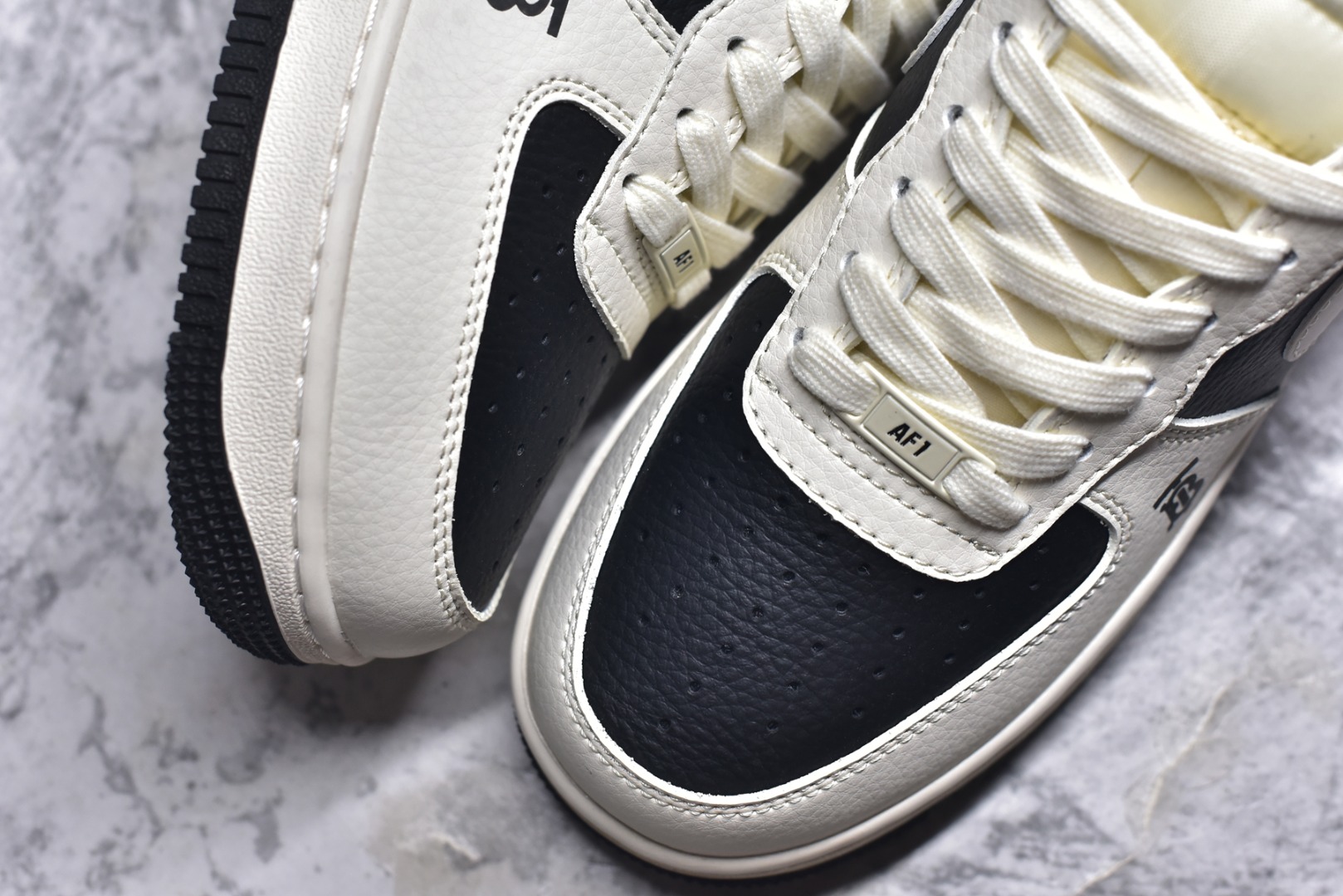 图片[8]-#Nk Air Force 1\’07 Low 巴宝莉联名-黑白拼接 空军一号低帮休闲板鞋 BB8588-227 #原楦头原纸板 原装鞋盒 定制五金配件 内置全掌气垫 原厂鞋底 尺码：36 36.5 37.5 38 38.5 39 40 40.5 41 42 42.5 43 44 44.5 45 9.D4-选品中心