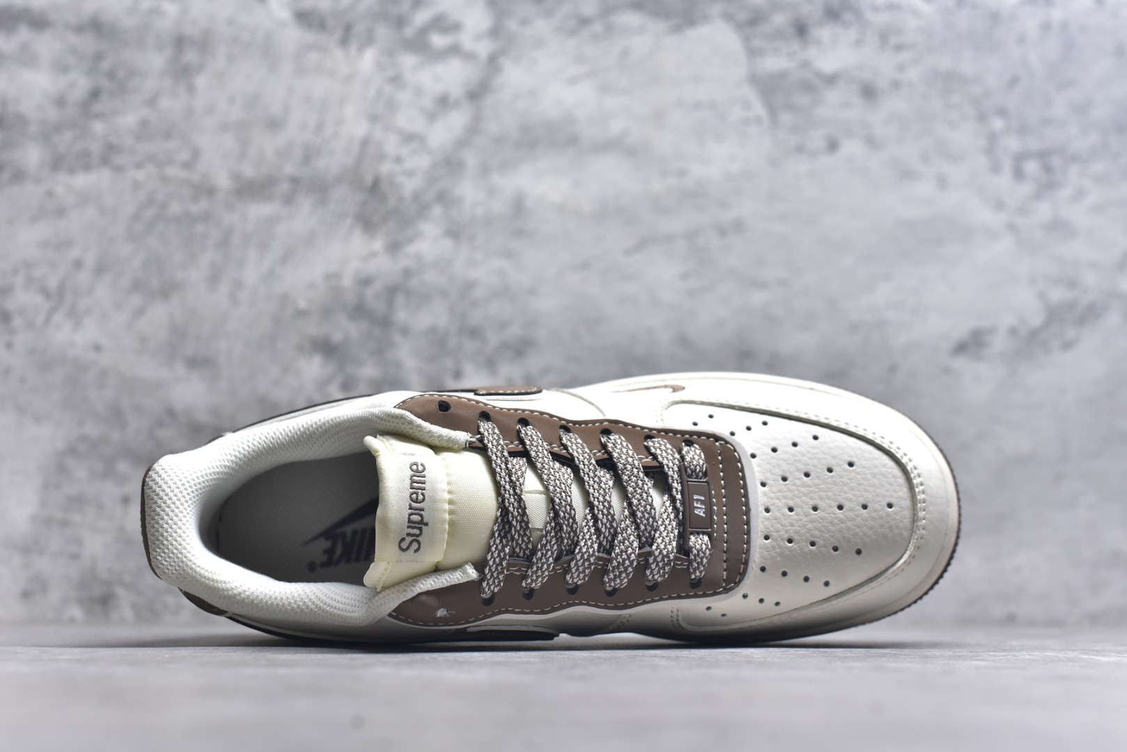 图片[4]-#Nk Air Force 1\’07 Low 石头岛Supreme联名-米棕勾 空军一号低帮休闲板鞋 BB1616-306 #原楦头原纸板 原装鞋盒 定制五金配件 内置全掌气垫 原厂鞋底 尺码：36 36.5 37.5 38 38.5 39 40 40.5 41 42 42.5 43 44 44.5 45 9.D4-选品中心