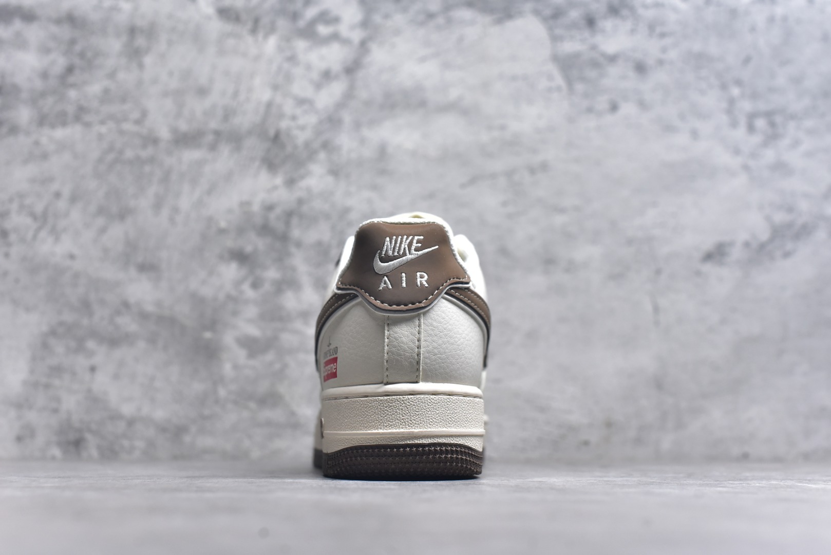 图片[5]-#Nk Air Force 1\’07 Low 石头岛Supreme联名-米棕勾 空军一号低帮休闲板鞋 BB1616-306 #原楦头原纸板 原装鞋盒 定制五金配件 内置全掌气垫 原厂鞋底 尺码：36 36.5 37.5 38 38.5 39 40 40.5 41 42 42.5 43 44 44.5 45 9.D4-选品中心