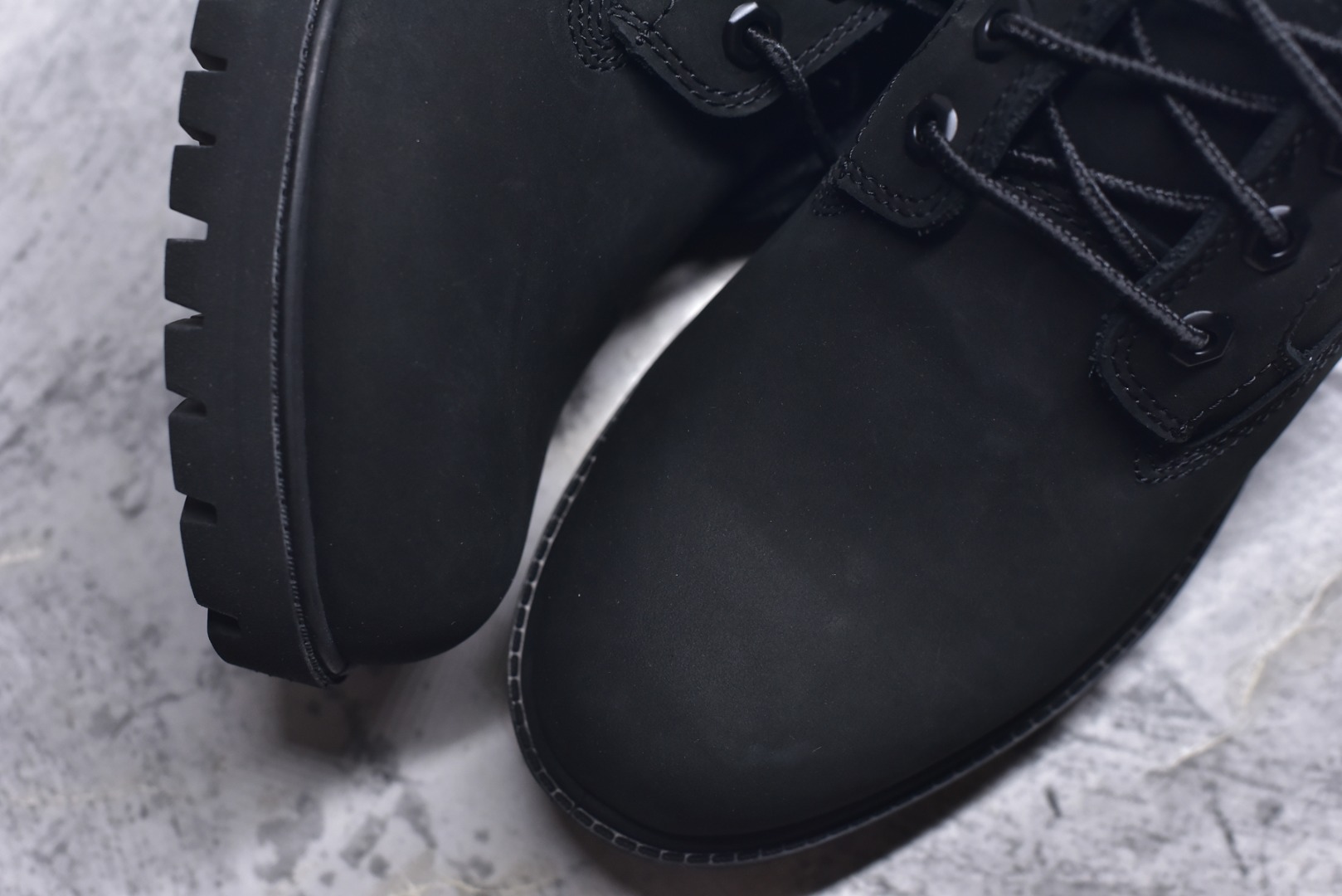 图片[8]-#添柏岚 Timberland 踢不烂/黑色低帮 73538 中山宝元原渠道生产 顶级工艺全新升级 堪称正品复印机 原单进口防水皮料 原厂防伪标紫光灯可扫 电脑车线 四线并齐 横折动态防泼水 顶级正品一致注塑工艺 橡胶防滑大底抗寒御裂 正品一致全真皮领口/内里/鞋垫 配备抗疲劳减震蜂窝鞋垫 舒适性极高 全套原版包装配件 （附送鞋带 橡皮擦 专柜手提袋） 尺码： 39.5 40 41 42 43 44 45 偏大一码。-选品中心