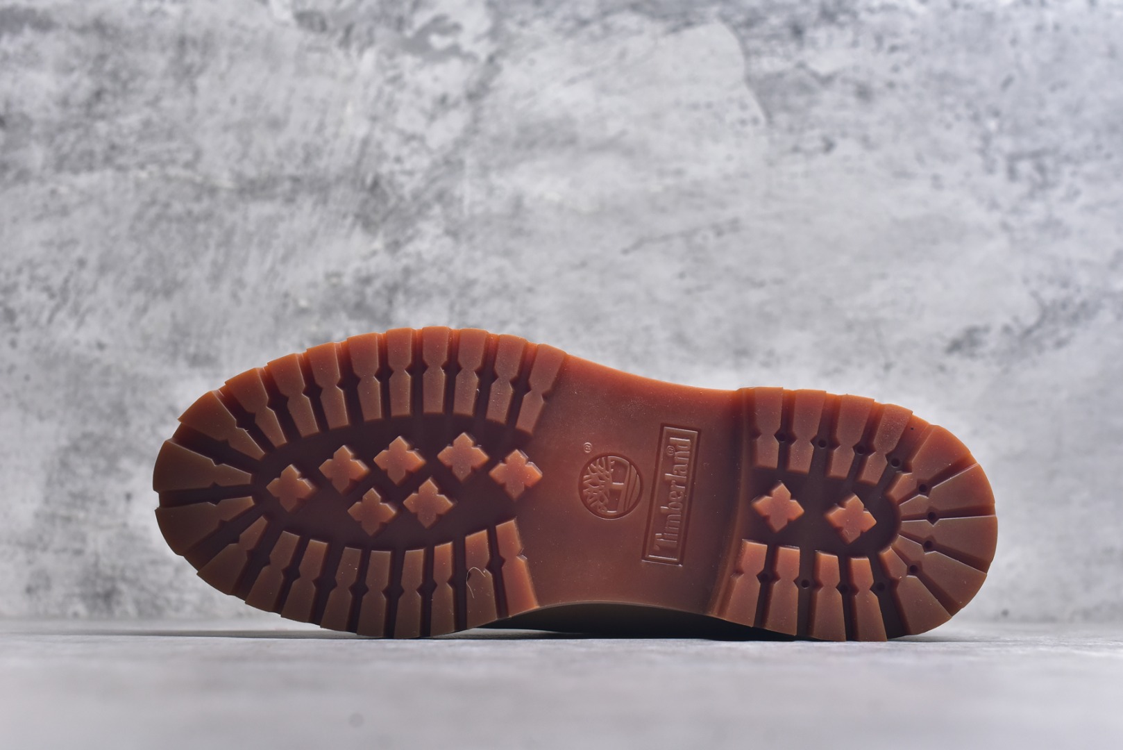 图片[6]-#添柏岚 Timberland 踢不烂/经典款中帮黄色23061 中山宝元原渠道生产 顶级工艺全新升级 堪称正品复印机 原单进口防水皮料 原厂防伪标紫光灯可扫 电脑车线 四线并齐 横折动态防泼水 顶级正品一致注塑工艺 橡胶防滑大底抗寒御裂 正品一致全真皮领口/内里/鞋垫 配备抗疲劳减震蜂窝鞋垫 舒适性极高 全套原版包装配件 （附送鞋带 清洁橡皮擦 专柜手提袋） 尺码： 35 36 37 38 39 39.5 40 41 42 43 44 45 偏大一码-选品中心