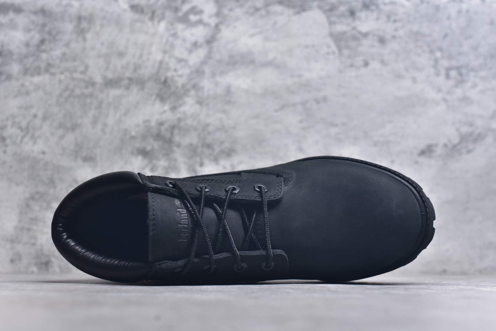 图片[4]-#添柏岚 Timberland 踢不烂/经典款中帮黑色23061 中山宝元原渠道生产 顶级工艺全新升级 堪称正品复印机 原单进口防水皮料 原厂防伪标紫光灯可扫 电脑车线 四线并齐 横折动态防泼水 顶级正品一致注塑工艺 橡胶防滑大底抗寒御裂 正品一致全真皮领口/内里/鞋垫 配备抗疲劳减震蜂窝鞋垫 舒适性极高 全套原版包装配件 （附送鞋带 清洁橡皮擦 专柜手提袋） 尺码： 35 36 37 38 39 39.5 40 41 42 43 44 45 偏大一码-选品中心