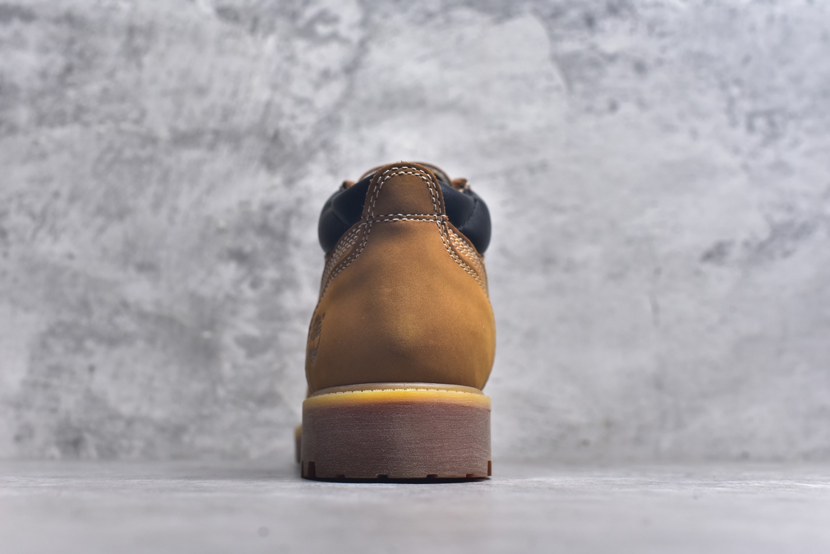 图片[5]-#添柏岚 Timberland 踢不烂/黄色低帮 73538 中山宝元原渠道生产 顶级工艺全新升级 堪称正品复印机 原单进口防水皮料 原厂防伪标紫光灯可扫 电脑车线 四线并齐 横折动态防泼水 顶级正品一致注塑工艺 橡胶防滑大底抗寒御裂 正品一致全真皮领口/内里/鞋垫 配备抗疲劳减震蜂窝鞋垫 舒适性极高 全套原版包装配件 （附送鞋带 橡皮擦 专柜手提袋） 尺码： 39.5 40 41 42 43 44 45 偏大一码。-选品中心