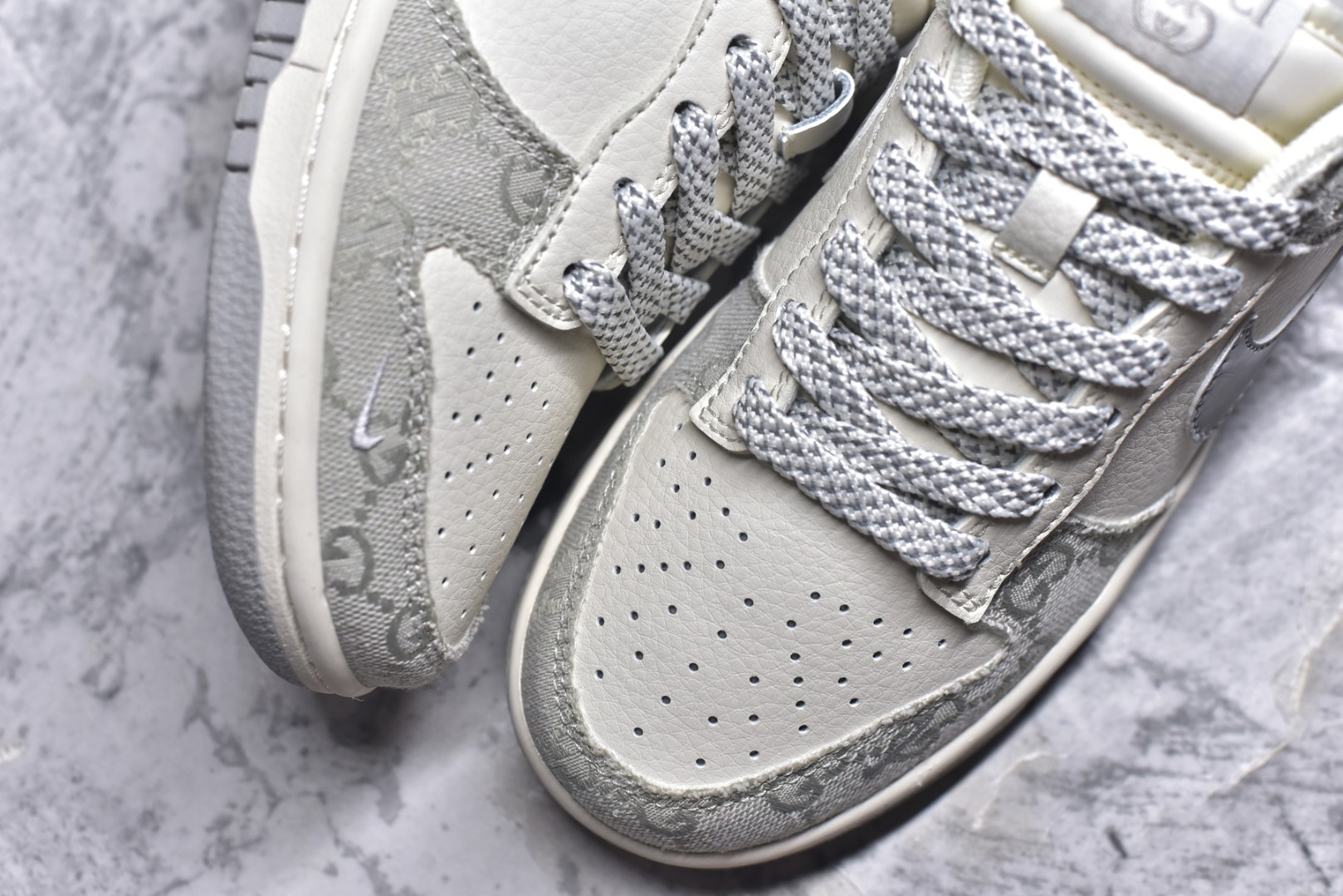 图片[8]-#Nk SB Dunk Low 古驰联名-烟灰灰底 周年高端定制 低帮休闲板鞋 XX2025-802 #定制鞋盒 大厂纯原品质出货 超高清洁度 皮料切割干净无任何毛边 细节完美 尺码：36 36.5 37.5 38 38.5 39 40 40.5 41 42 42.5 43 44 44.5 45 9.E5-选品中心