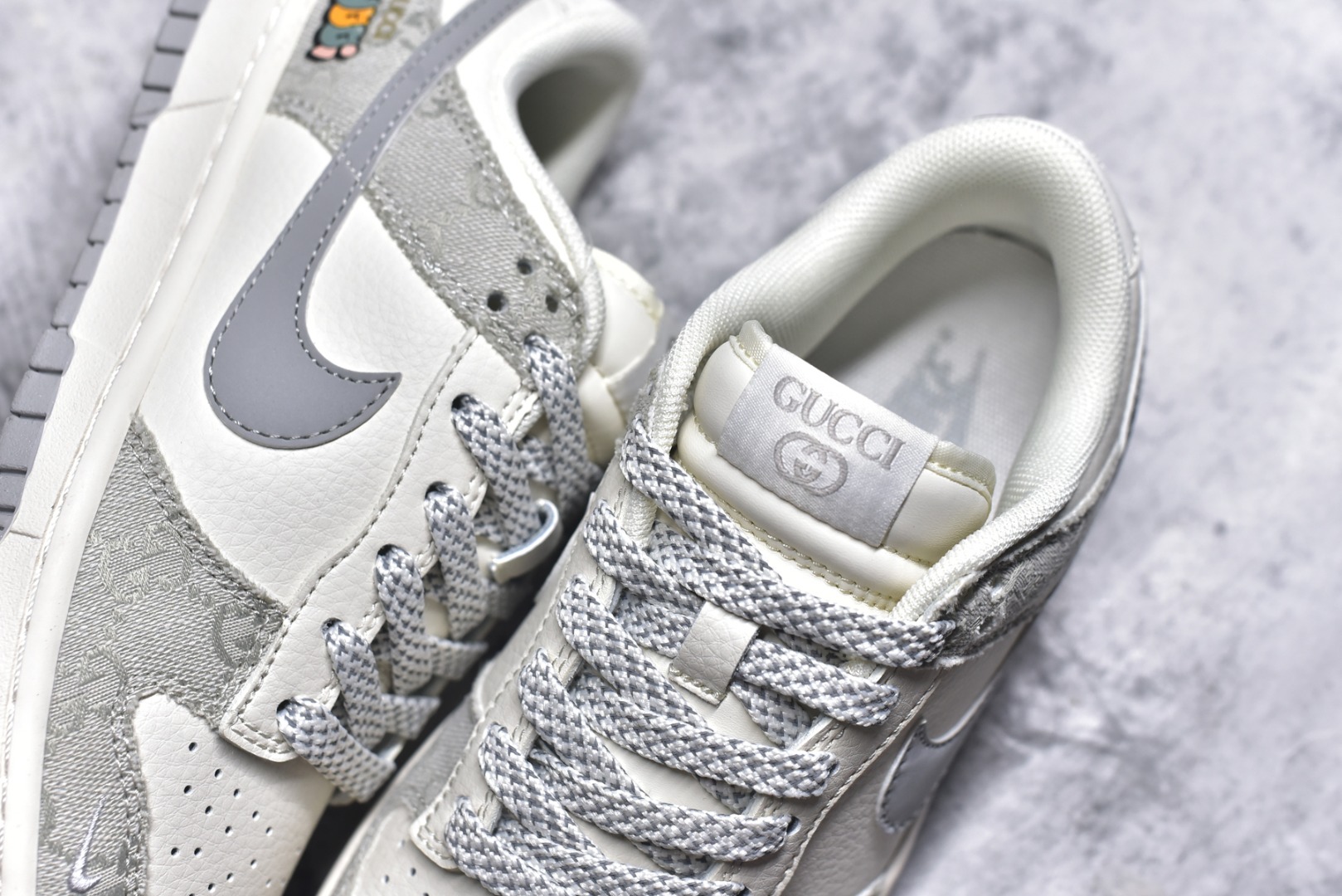 图片[9]-#Nk SB Dunk Low 古驰联名-烟灰灰底 周年高端定制 低帮休闲板鞋 XX2025-802 #定制鞋盒 大厂纯原品质出货 超高清洁度 皮料切割干净无任何毛边 细节完美 尺码：36 36.5 37.5 38 38.5 39 40 40.5 41 42 42.5 43 44 44.5 45 9.E5-选品中心