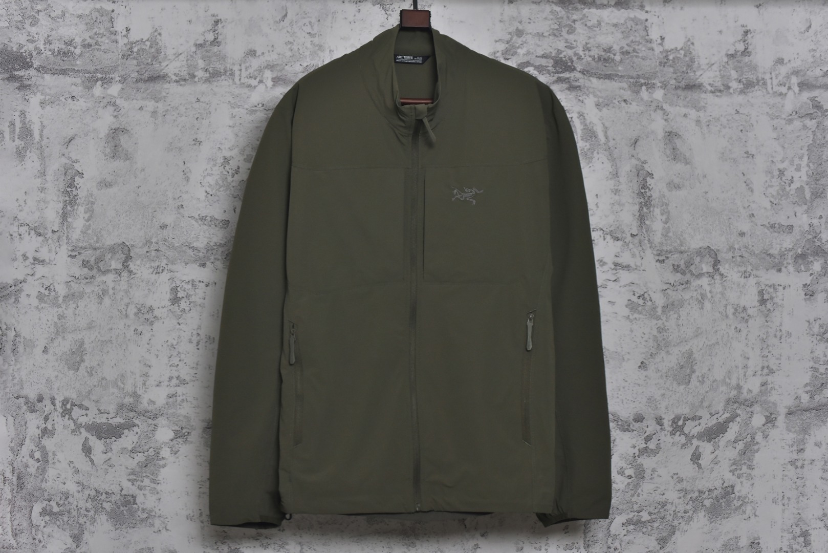 #ARC TERYX始祖鸟Gamma Lightweight轻薄软壳夹克系列❗ 现货供应 全年售后 原厂材料. 面料同步原厂 温馨提示❗（只做高端产品） DF巅峰 踏上巅峰❗ 颜色.黑色.绿色.兰色 尺码：S.M.L.XL.XXL.-选品中心