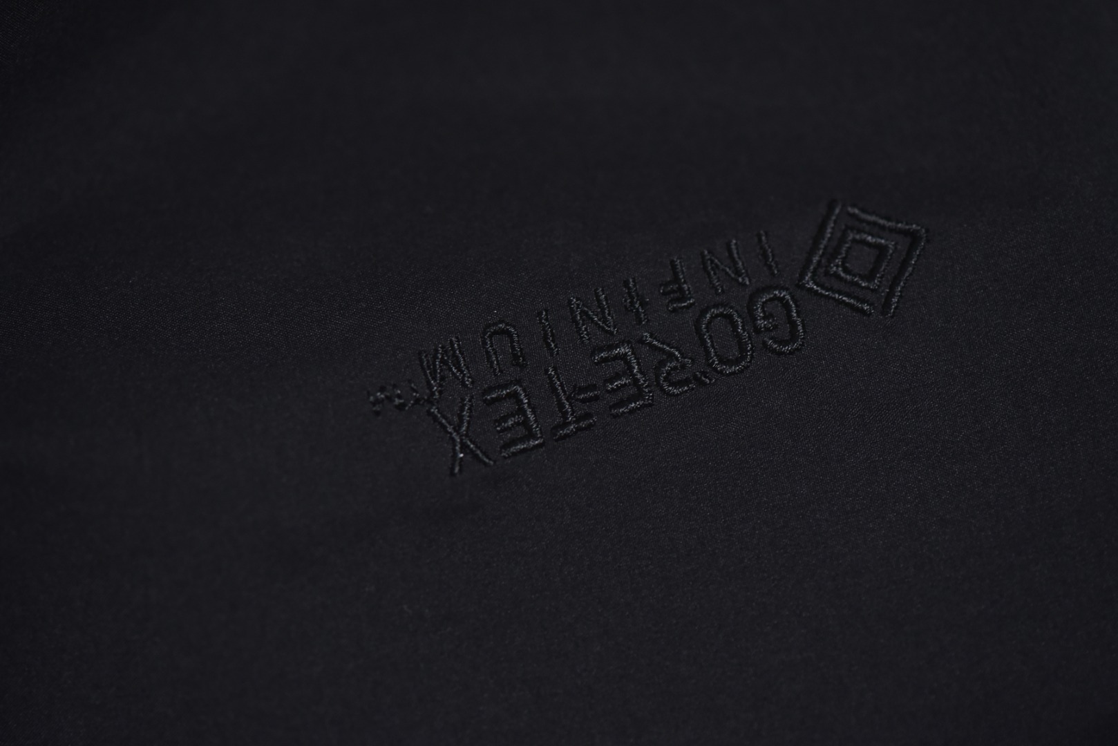 图片[8]-#ARC TERYX始祖鸟Kadin-ss连帽夹克系列❗ 现货供应 全年售后 原厂材料. 面料同步原厂 温馨提示❗（只做高端产品） DF巅峰 踏上巅峰❗ 颜色.黑色.灰白色 尺码：S.M.L.XL.XXL.-选品中心