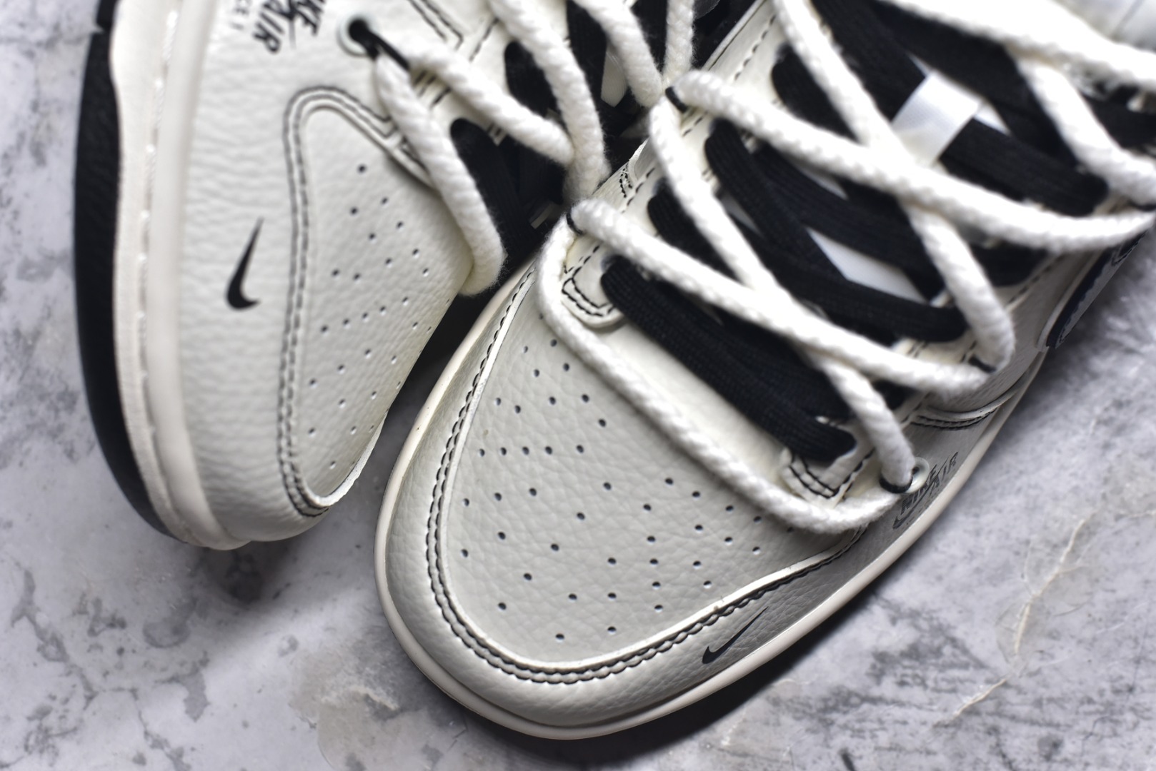 图片[8]-#Nk SB Dunk Low Supreme联名-米黑小标抽绳 周年高端定制 低帮休闲板鞋 XX2025-566 #定制鞋盒 大厂纯原品质出货 超高清洁度 皮料切割干净无任何毛边 细节完美 尺码：36 36.5 37.5 38 38.5 39 40 40.5 41 42 42.5 43 44 44.5 45 9.E5-选品中心