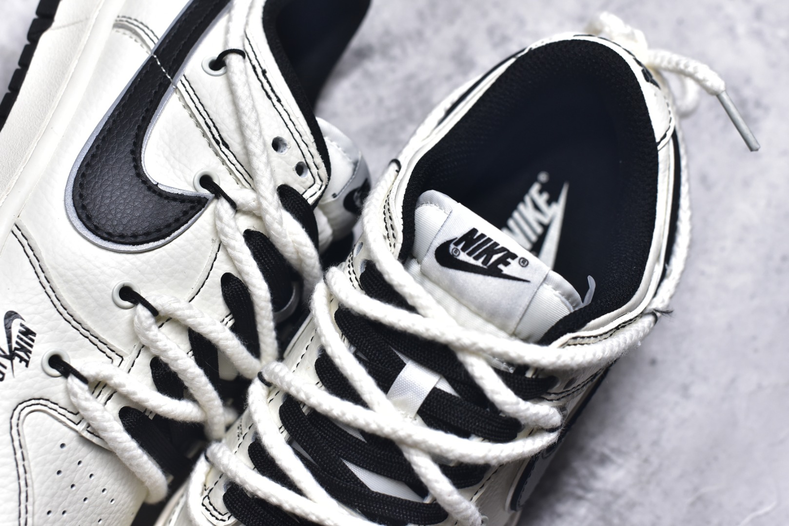 图片[9]-#Nk SB Dunk Low Supreme联名-米黑小标抽绳 周年高端定制 低帮休闲板鞋 XX2025-566 #定制鞋盒 大厂纯原品质出货 超高清洁度 皮料切割干净无任何毛边 细节完美 尺码：36 36.5 37.5 38 38.5 39 40 40.5 41 42 42.5 43 44 44.5 45 9.E5-选品中心