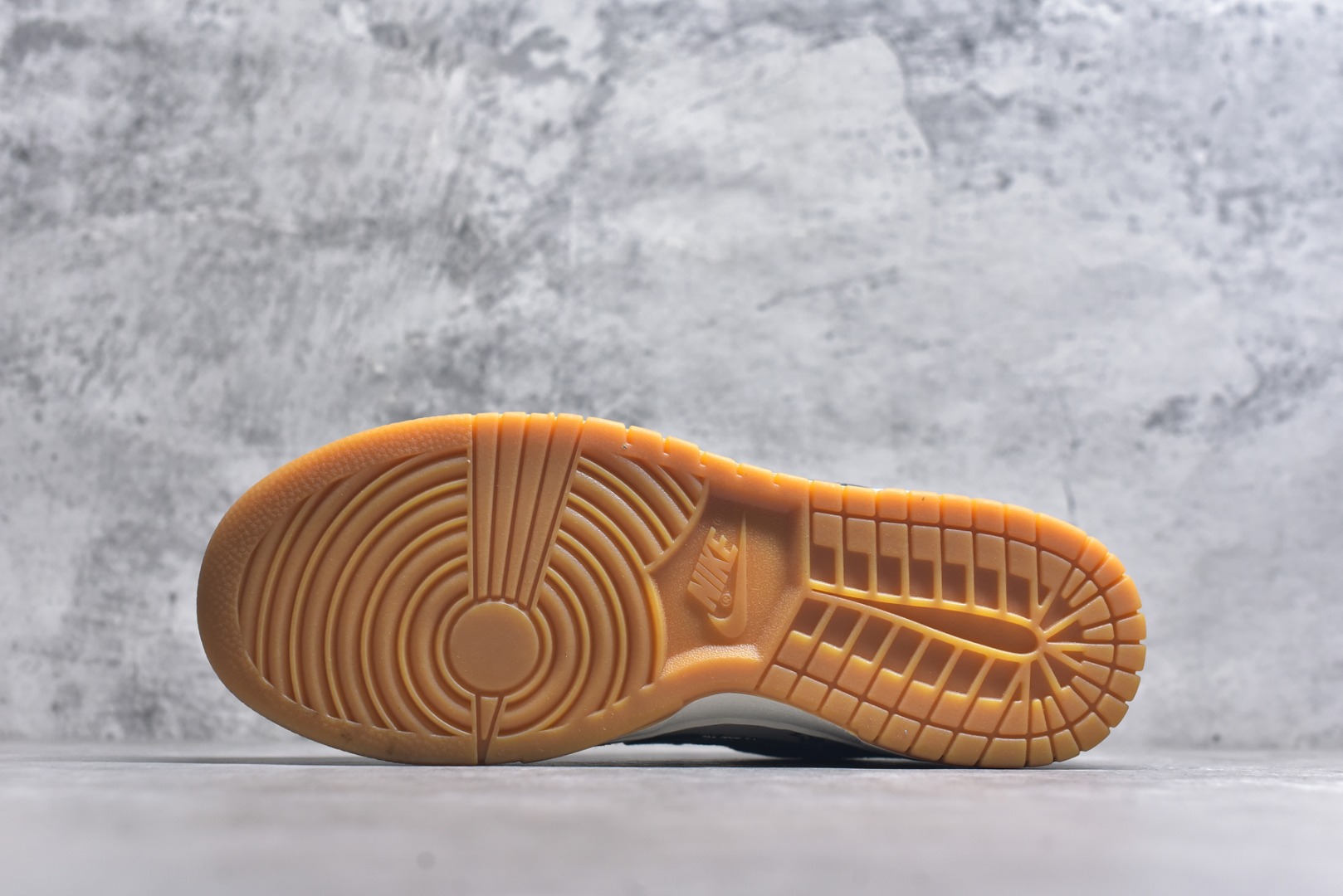 图片[6]-#Nike SB Dunk Low 军绿织布 高端定制 低帮休闲板鞋 SC0601-464 #定制鞋盒 大厂纯原品质出货 超高清洁度 皮料切割干净无任何毛边 细节完美 尺码：36 36.5 37.5 38 38.5 39 40 40.5 41 42 42.5 43 44 44.5 45 9.E5-选品中心