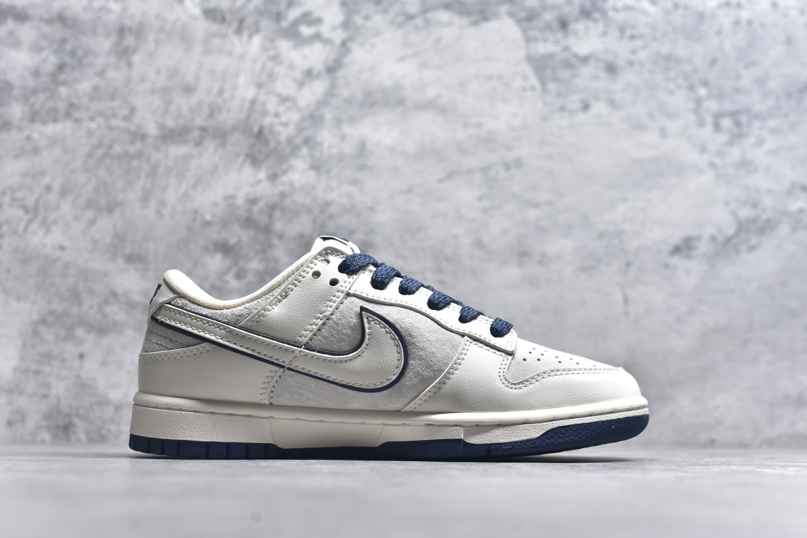 图片[3]-#Nk SB Dunk Low 北面联名-深蓝猪八 周年高端定制 低帮休闲板鞋 XX2025-325 #定制鞋盒 大厂纯原品质出货 超高清洁度 皮料切割干净无任何毛边 细节完美 尺码：36 36.5 37.5 38 38.5 39 40 40.5 41 42 42.5 43 44 44.5 45 9.E5-选品中心