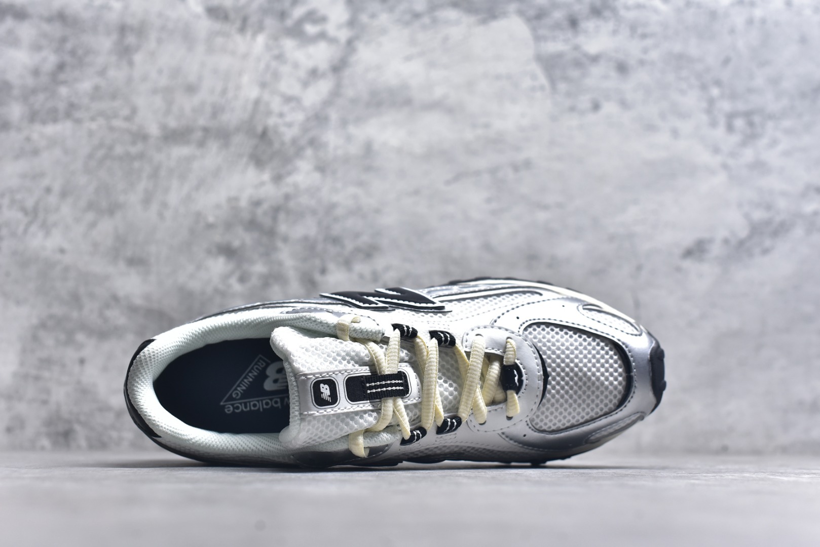 图片[4]-#New Balance 204系列复古透气休闲运动慢跑鞋 U204LSWD 尺码：36 37 37.5 38 38.5 39 40 40.5 41 42 42.5 43 44 44.5 9.D4-选品中心