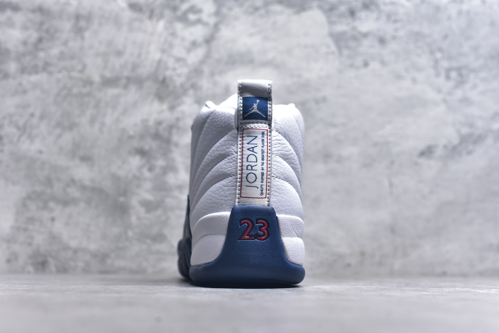 图片[5]-#Air Jordan AJ12 Retro 法国蓝 货号：CT8013-114 外贸特供批次 原楦原档案数据开模打造 原汁原味12代鞋型 进口原厂皮料 原厂碳板 原装材料 原厂定制金属扣 原厂电绣 支持与公司货全方位对比 只服务于5%懂鞋的高端客户 发国外可支持各种retail商店充正寄售 尺码：40 40.5 41 42 42.5 43 44 44.5 45 45.5 46 47.5 48.5-选品中心