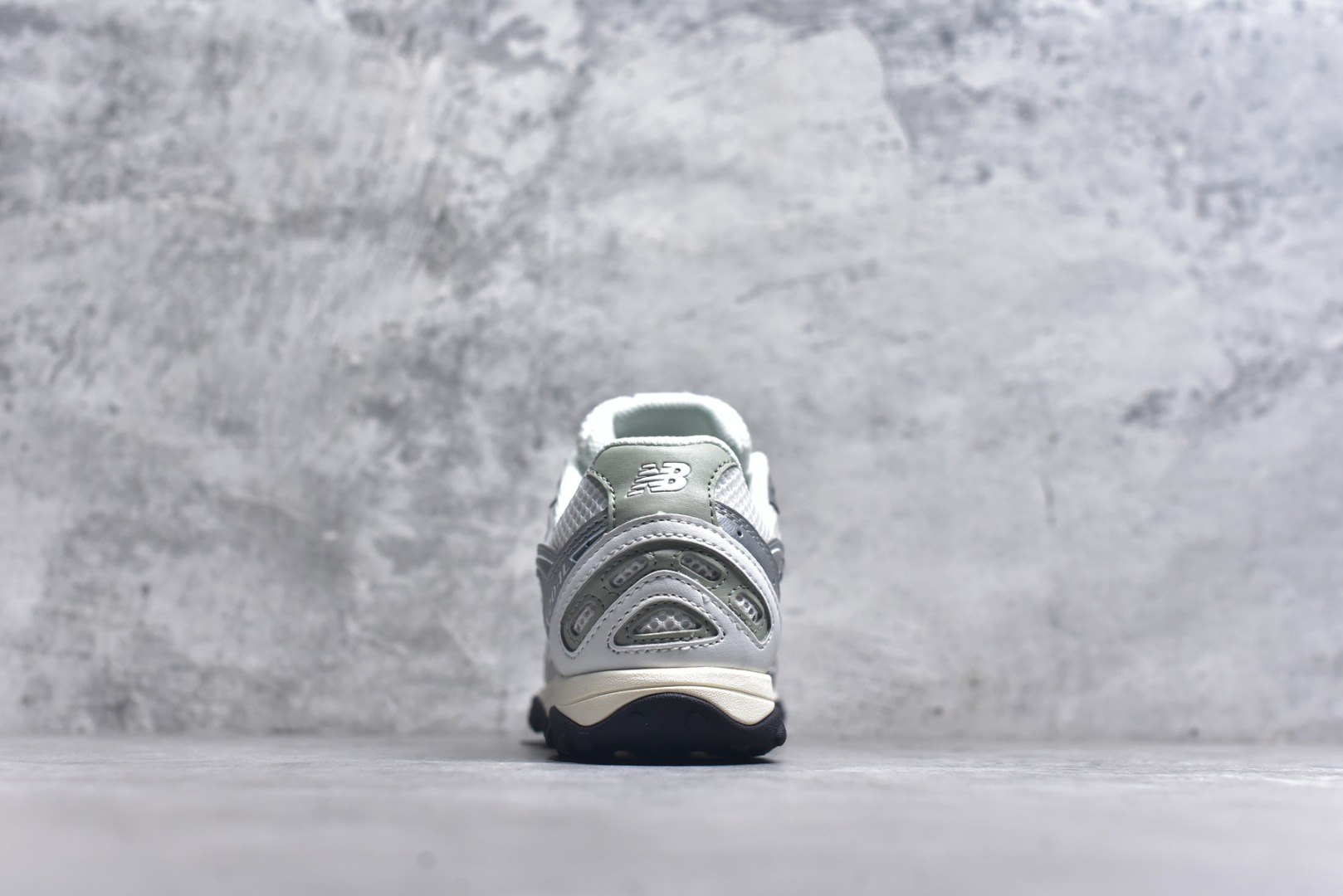 图片[5]-#New Balance 204系列复古透气休闲运动慢跑鞋 U204LSWB 尺码：36 37 37.5 38 38.5 39 40 40.5 41 42 42.5 43 44 44.5 9.D4-选品中心