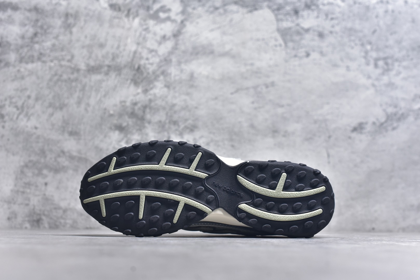 图片[6]-#New Balance 204系列复古透气休闲运动慢跑鞋 U204LSWB 尺码：36 37 37.5 38 38.5 39 40 40.5 41 42 42.5 43 44 44.5 9.D4-选品中心