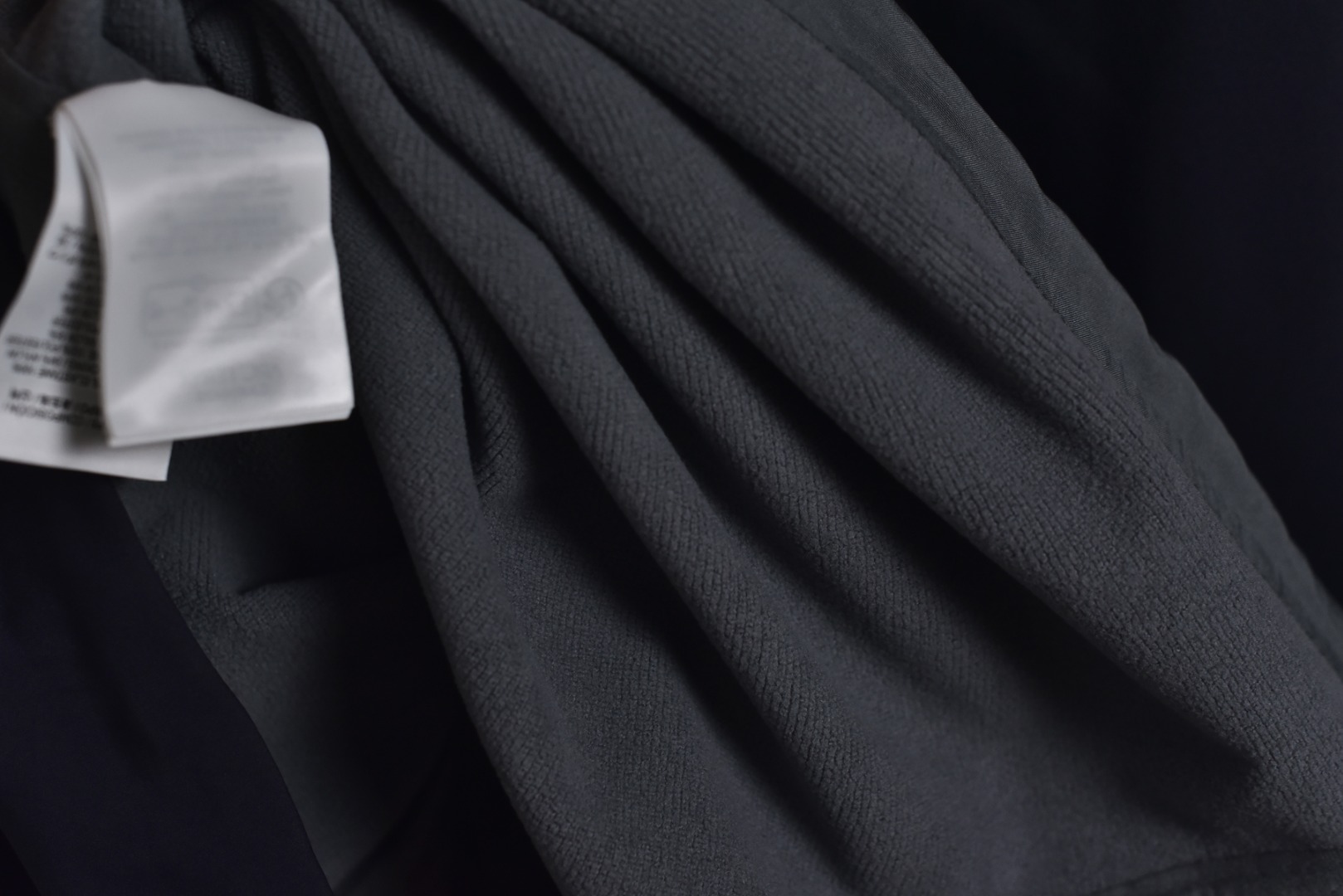 图片[9]-#ARC TERYX始祖鸟GAMMA-Mx软壳系列❗ 现货供应 全年售后 原厂材料. 面料同步原厂 温馨提示❗（只做高端产品） DF巅峰 踏上巅峰❗ 颜色：黑色.淡蓝.浅灰.灰白.藏青.沿石绿. 尺码：XS S Ｍ L XL XXL-选品中心