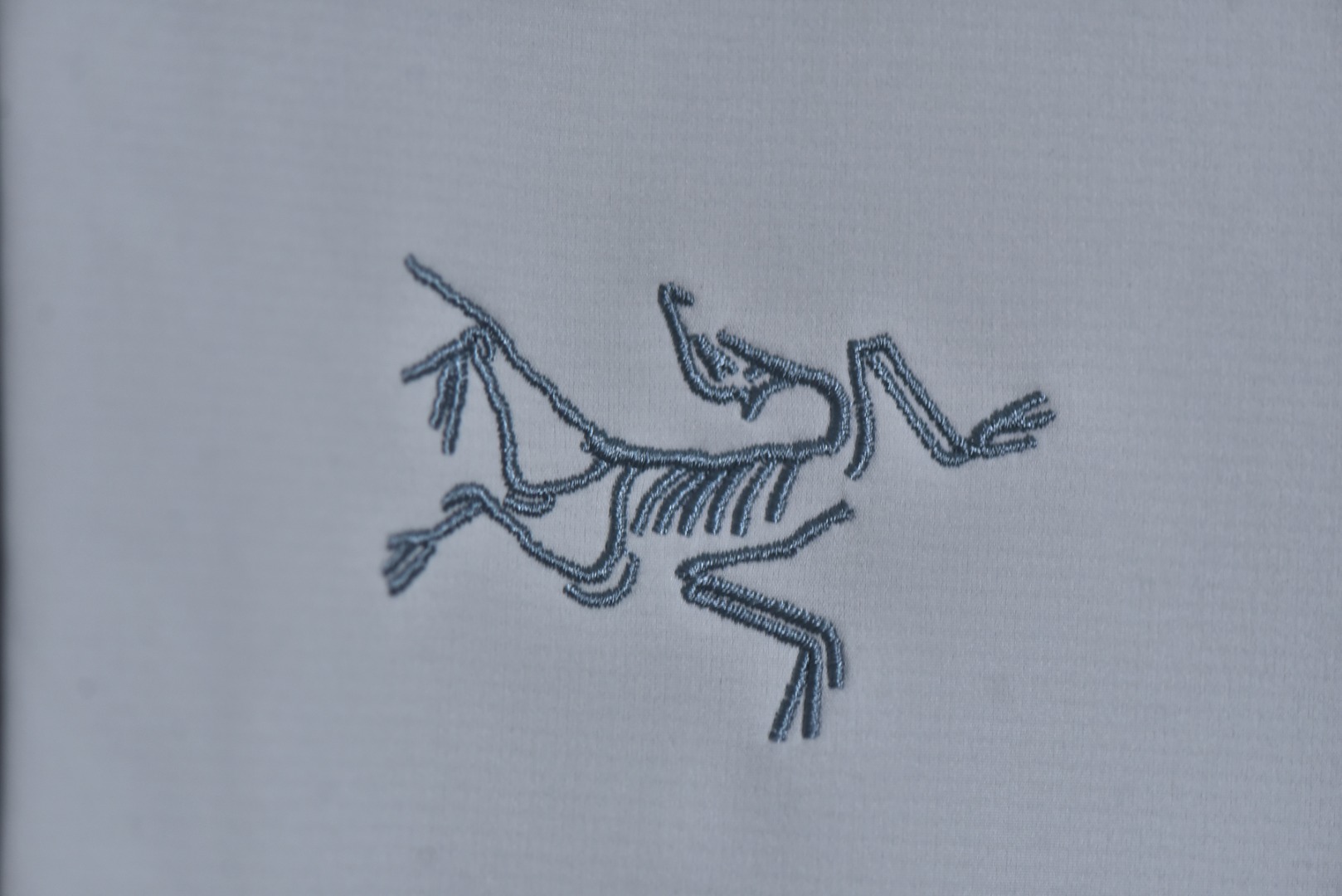 图片[3]-#ARC TERYX始祖鸟GAMMA-Mx软壳系列❗ 现货供应 全年售后 原厂材料. 面料同步原厂 温馨提示❗（只做高端产品） DF巅峰 踏上巅峰❗ 颜色：黑色.淡蓝.浅灰.灰白.藏青.沿石绿. 尺码：XS S Ｍ L XL XXL-选品中心