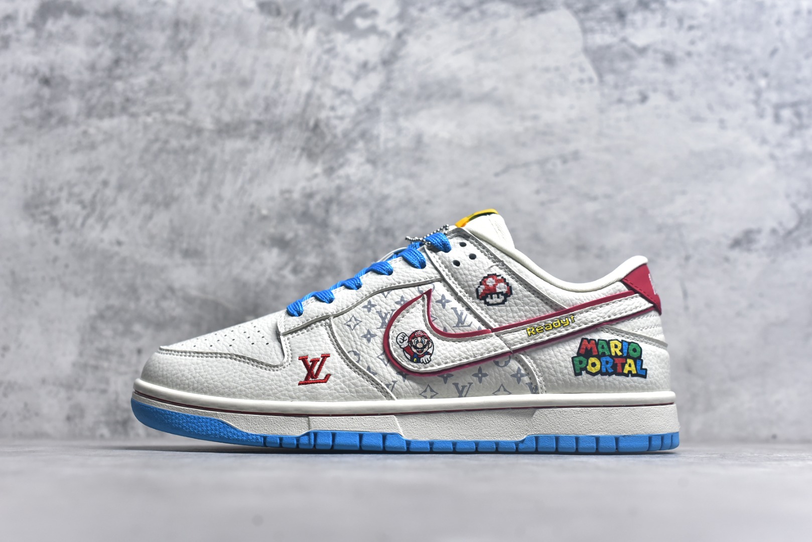 #Nike SB Dunk Low 马里奥 三方联名 高端定制 低帮休闲板鞋 SC0601-472 #定制鞋盒 大厂纯原品质出货 超高清洁度 皮料切割干净无任何毛边 细节完美 尺码：36 36.5 37.5 38 38.5 39 40 40.5 41 42 42.5 43 44 44.5 45 9.E5-选品中心