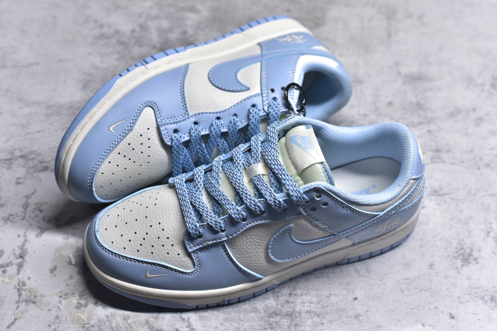 图片[7]-#Nk SB Dunk Low Supreme联名-大学蓝 周年高端定制 低帮休闲板鞋 BB9898-004 #定制鞋盒 大厂纯原品质出货 超高清洁度 皮料切割干净无任何毛边 细节完美 尺码：36 36.5 37.5 38 38.5 39 40 40.5 41 42 42.5 43 44 44.5 45 9.E5-选品中心