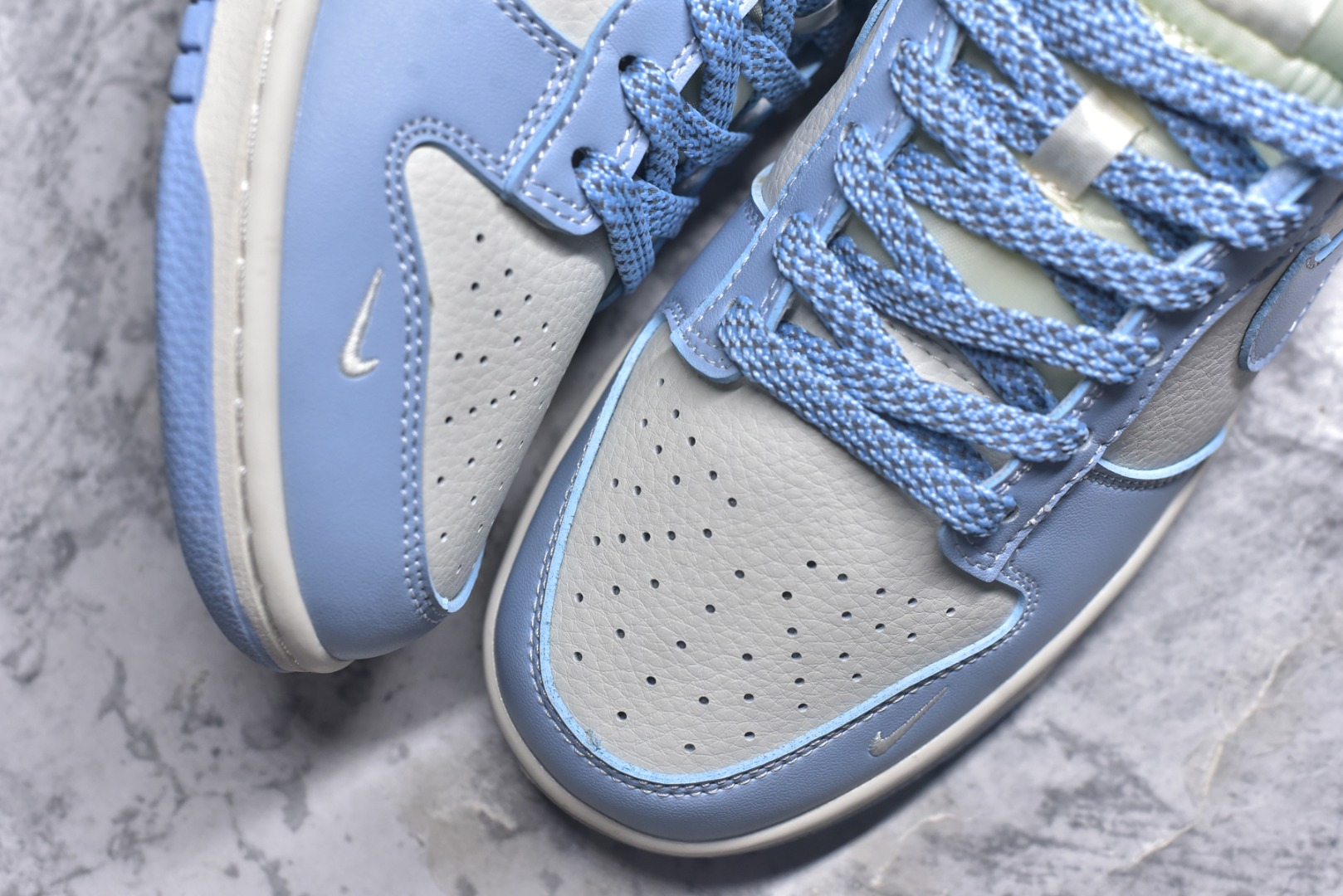 图片[8]-#Nk SB Dunk Low Supreme联名-大学蓝 周年高端定制 低帮休闲板鞋 BB9898-004 #定制鞋盒 大厂纯原品质出货 超高清洁度 皮料切割干净无任何毛边 细节完美 尺码：36 36.5 37.5 38 38.5 39 40 40.5 41 42 42.5 43 44 44.5 45 9.E5-选品中心