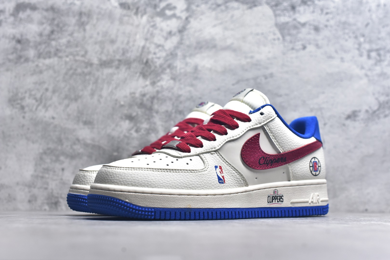 图片[2]-#Nike Air Force 1\’07 Low NBA联名 快船米蓝红 空军一号低帮休闲板鞋 QW5606-274 #原楦头原纸板 原装鞋盒 定制五金配件 内置全掌气垫 原厂鞋底 尺码：36 36.5 37.5 38 38.5 39 40 40.5 41 42 42.5 43 44 44.5 45 9.D4-选品中心