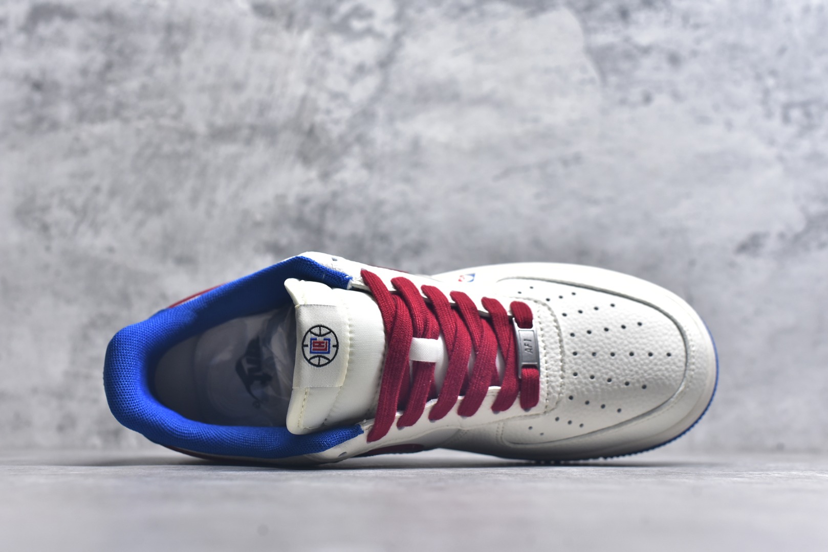 图片[4]-#Nike Air Force 1\’07 Low NBA联名 快船米蓝红 空军一号低帮休闲板鞋 QW5606-274 #原楦头原纸板 原装鞋盒 定制五金配件 内置全掌气垫 原厂鞋底 尺码：36 36.5 37.5 38 38.5 39 40 40.5 41 42 42.5 43 44 44.5 45 9.D4-选品中心