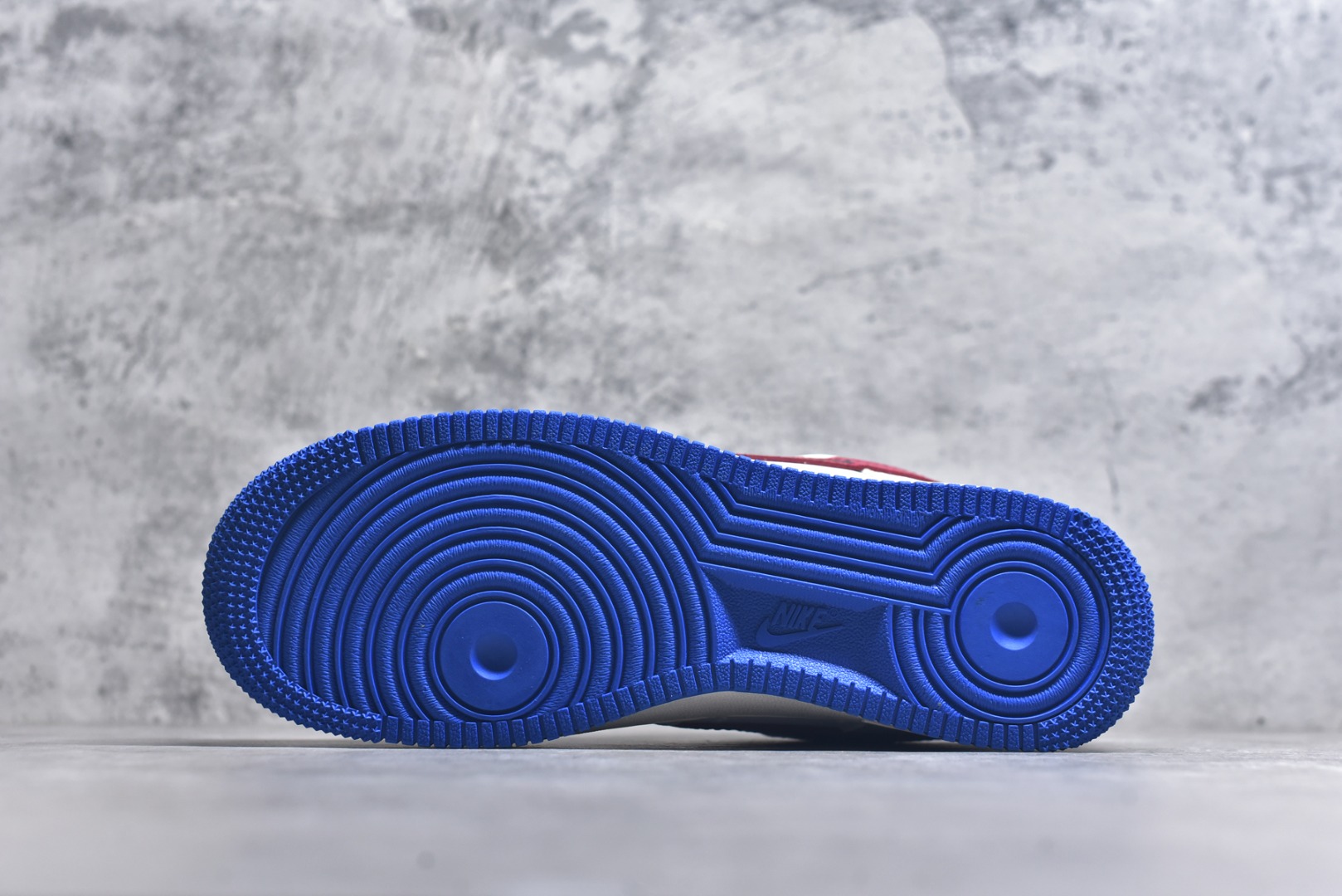 图片[6]-#Nike Air Force 1\’07 Low NBA联名 快船米蓝红 空军一号低帮休闲板鞋 QW5606-274 #原楦头原纸板 原装鞋盒 定制五金配件 内置全掌气垫 原厂鞋底 尺码：36 36.5 37.5 38 38.5 39 40 40.5 41 42 42.5 43 44 44.5 45 9.D4-选品中心